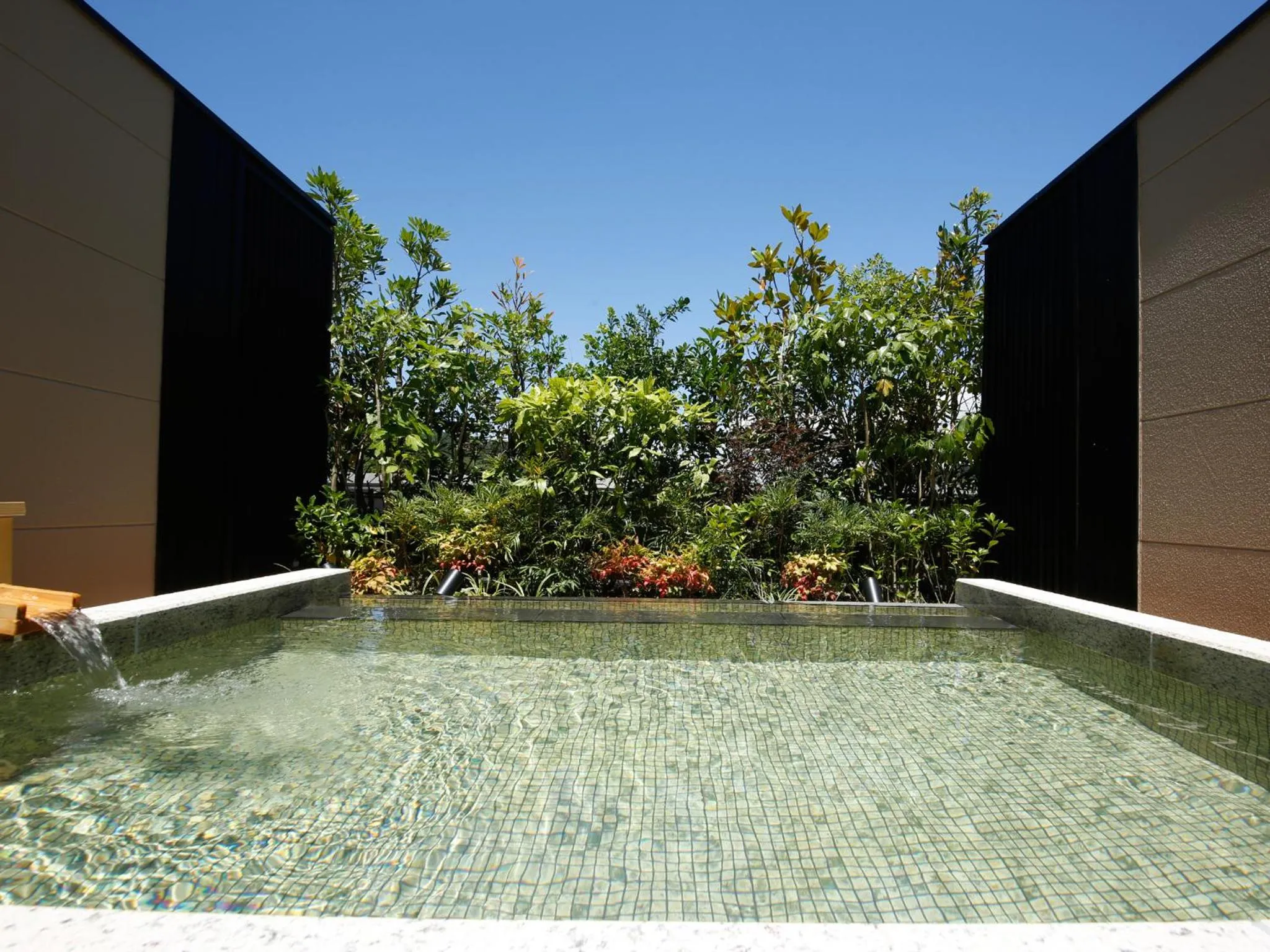 Hot Spring Bath in Minato Koyado Awajishima