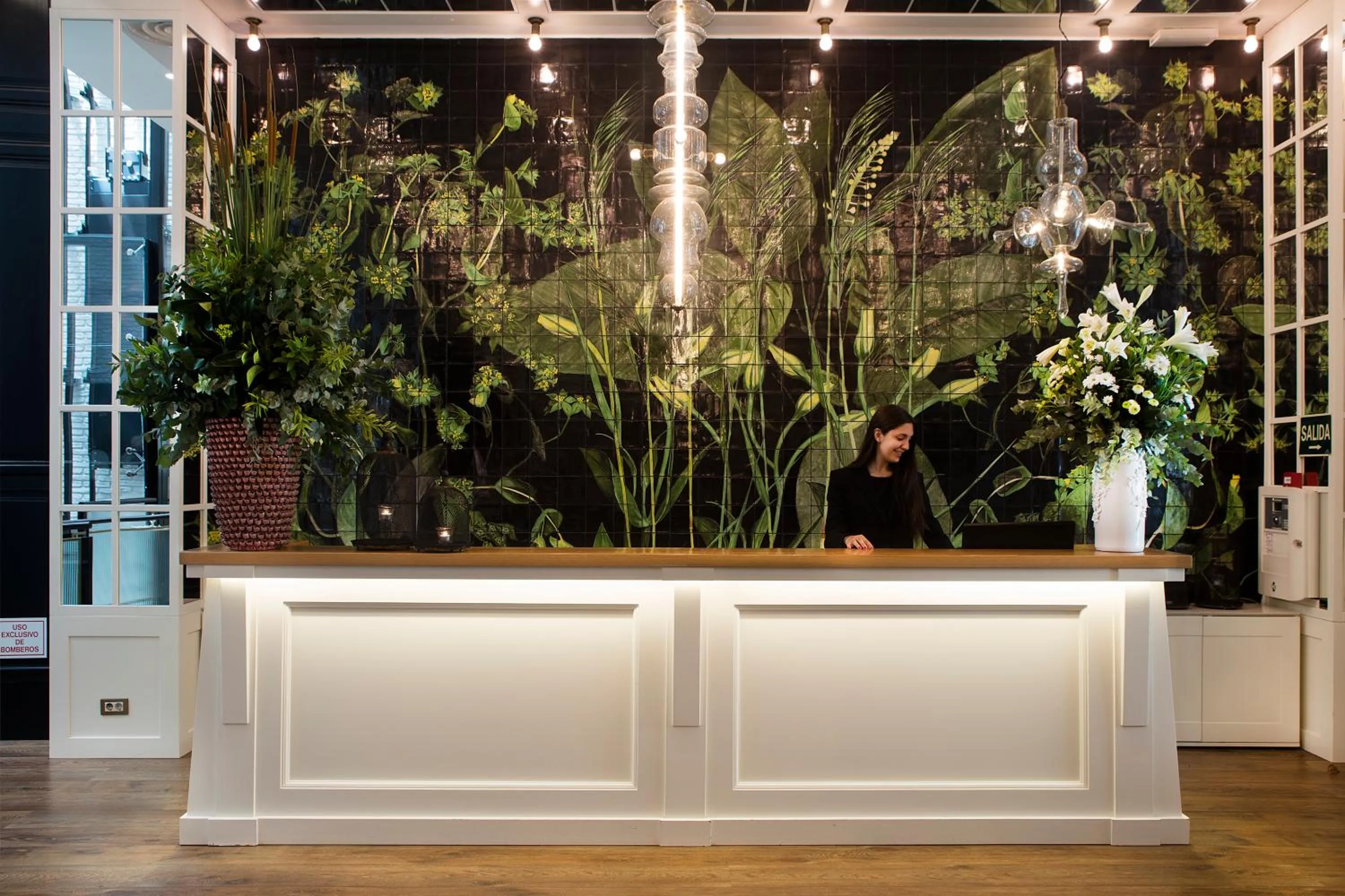 Lobby or reception in Ofelias Hotel 4Sup