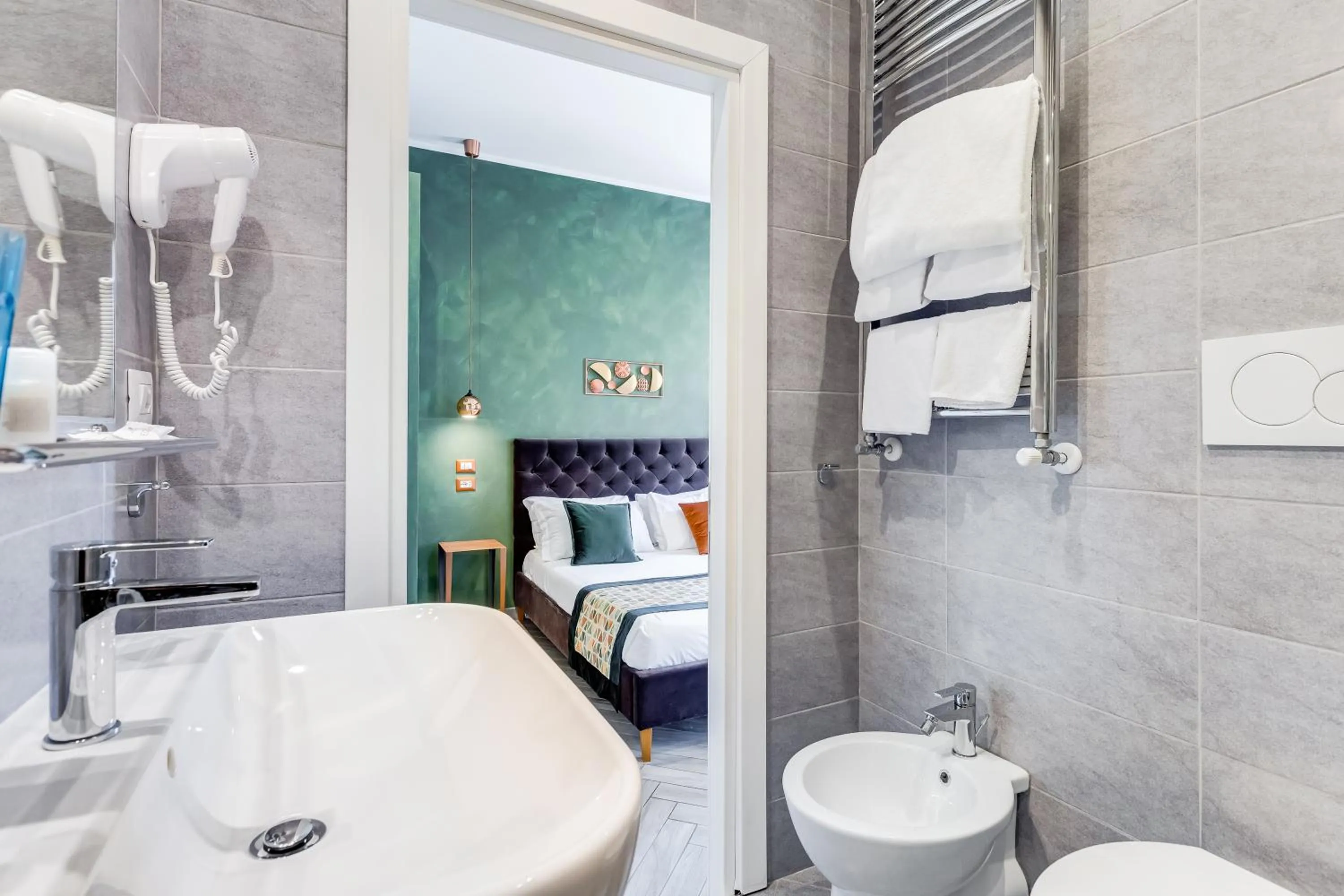 Bathroom, Bed in Ripetta Natural Suites