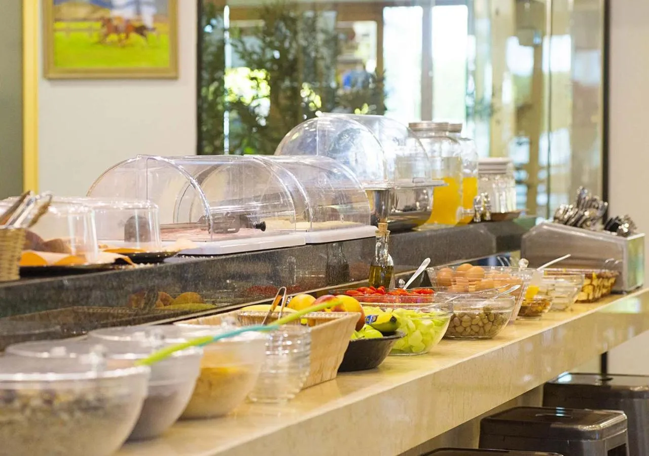 Breakfast in Stefanakis Hotel & Apartments