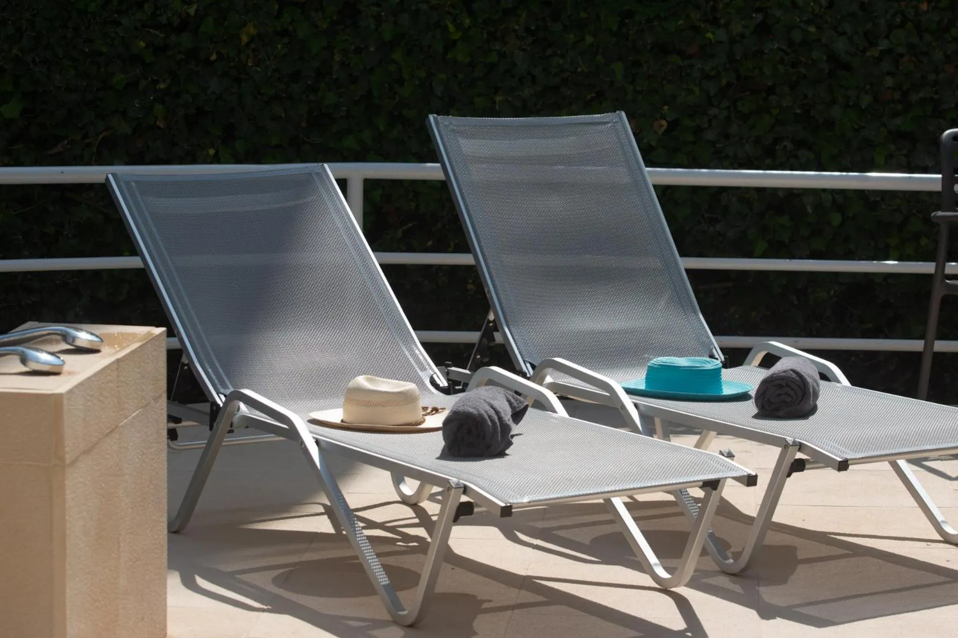 Swimming pool in Stefanakis Hotel & Apartments