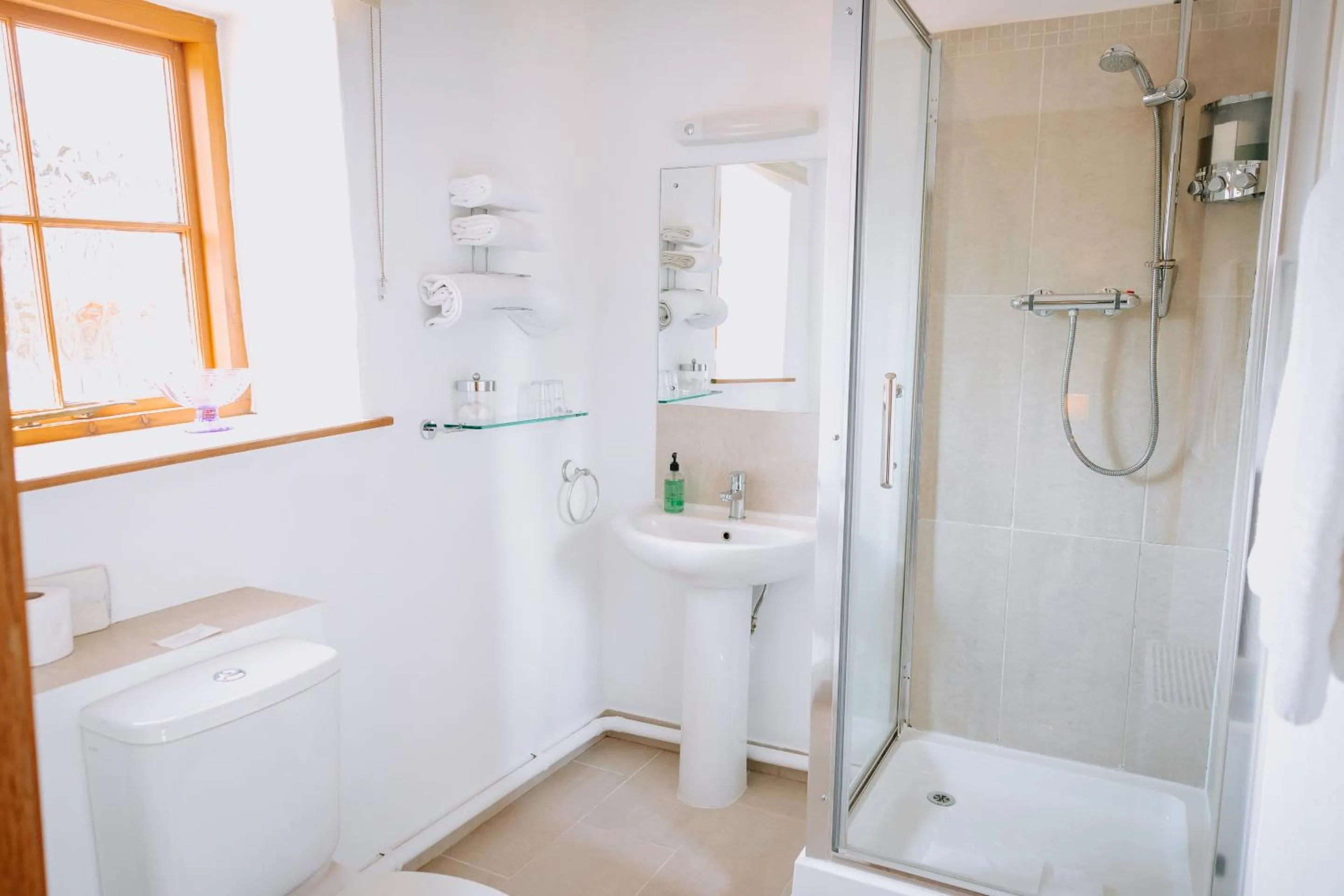 Bathroom in The Granary at Fawsley