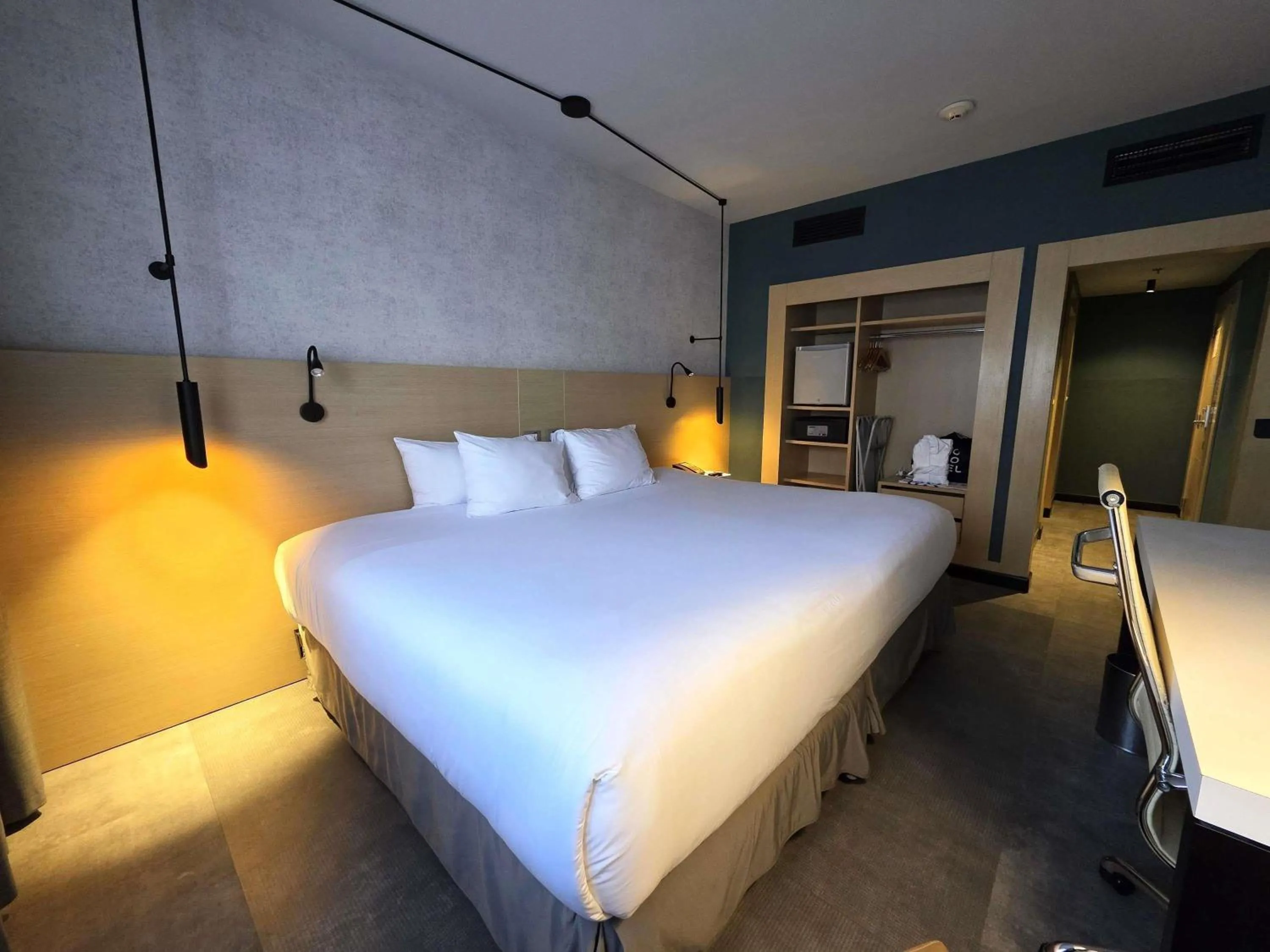 Bedroom, Bed in Novotel Bogota Parque 93