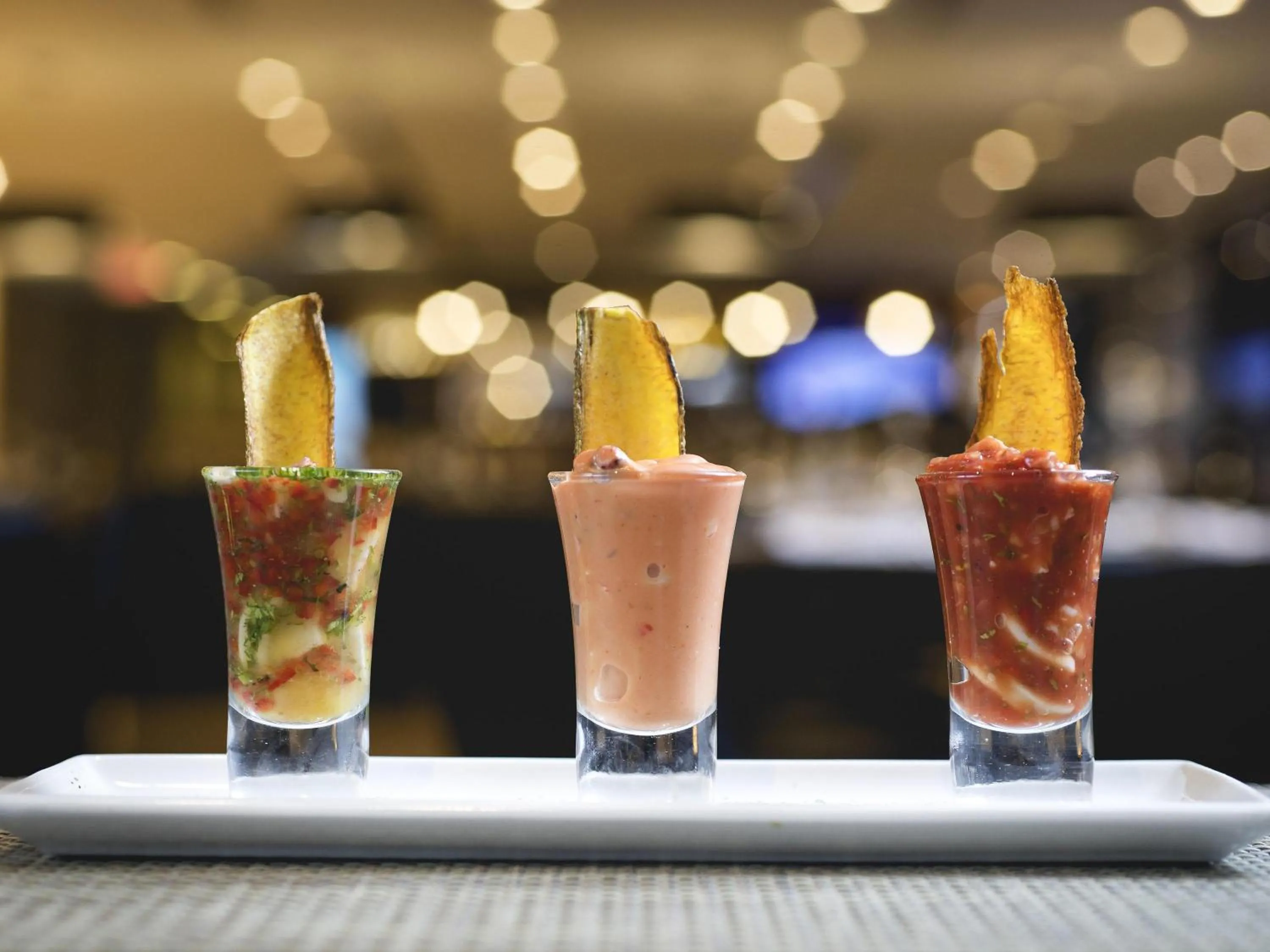 Restaurant/places to eat in Novotel Bogota Parque 93