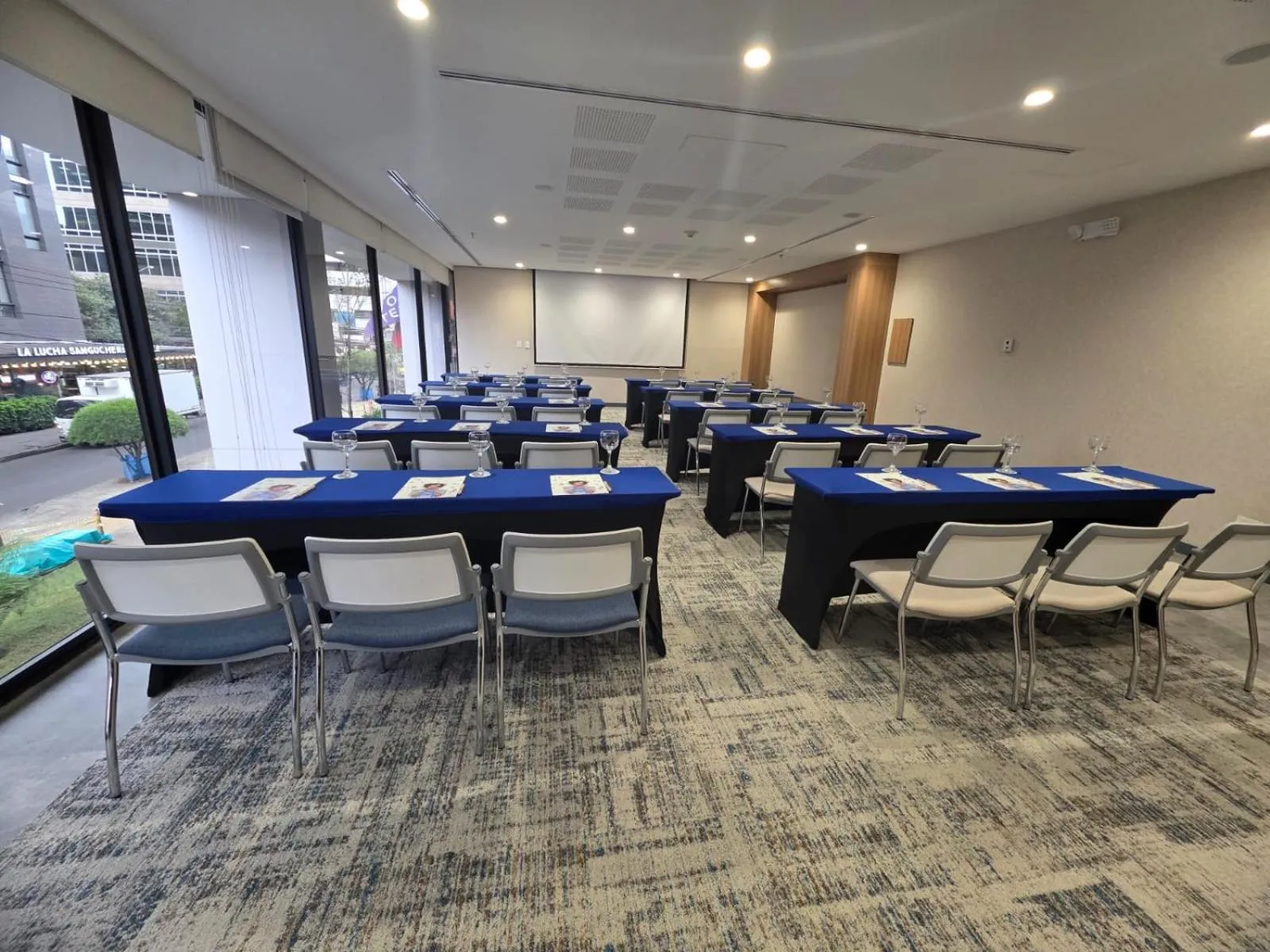 Meeting/conference room in Novotel Bogota Parque 93