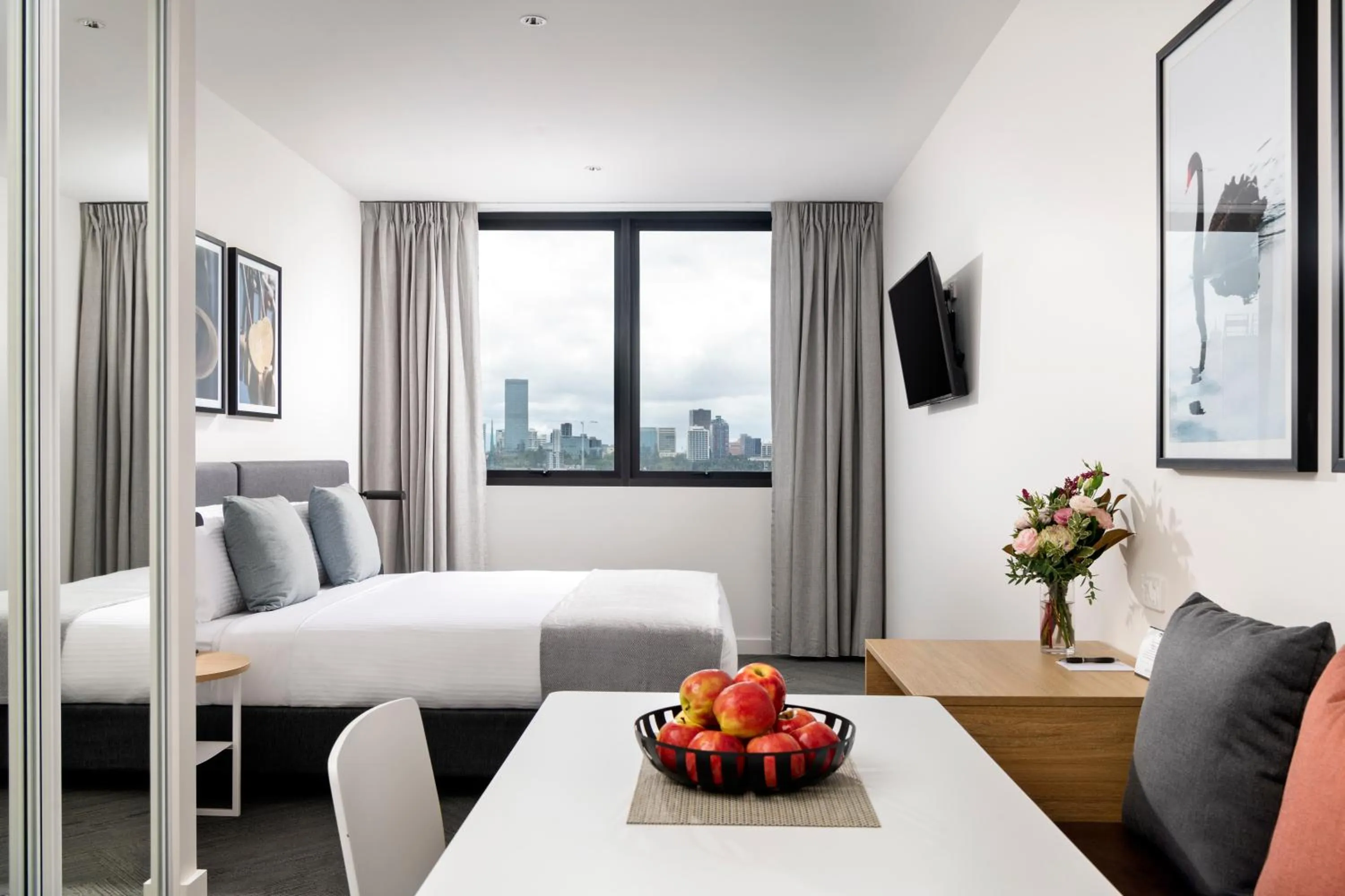 TV and multimedia, Bed in Quest South Perth Foreshore