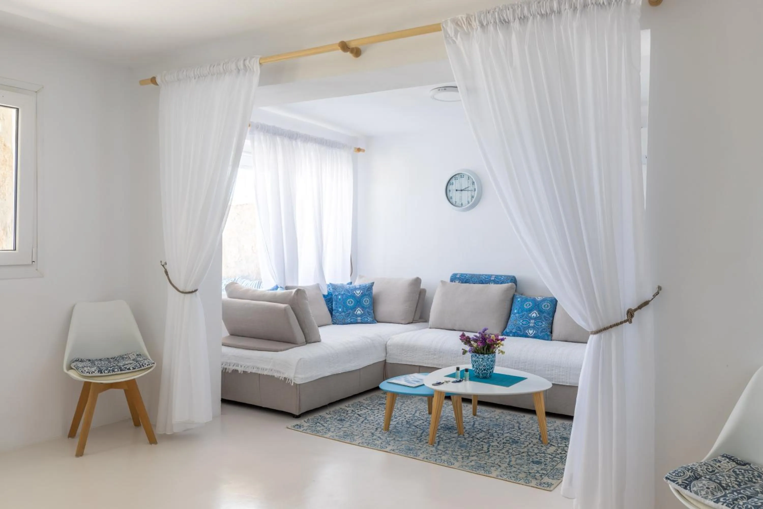 Living room in Sugar Blue