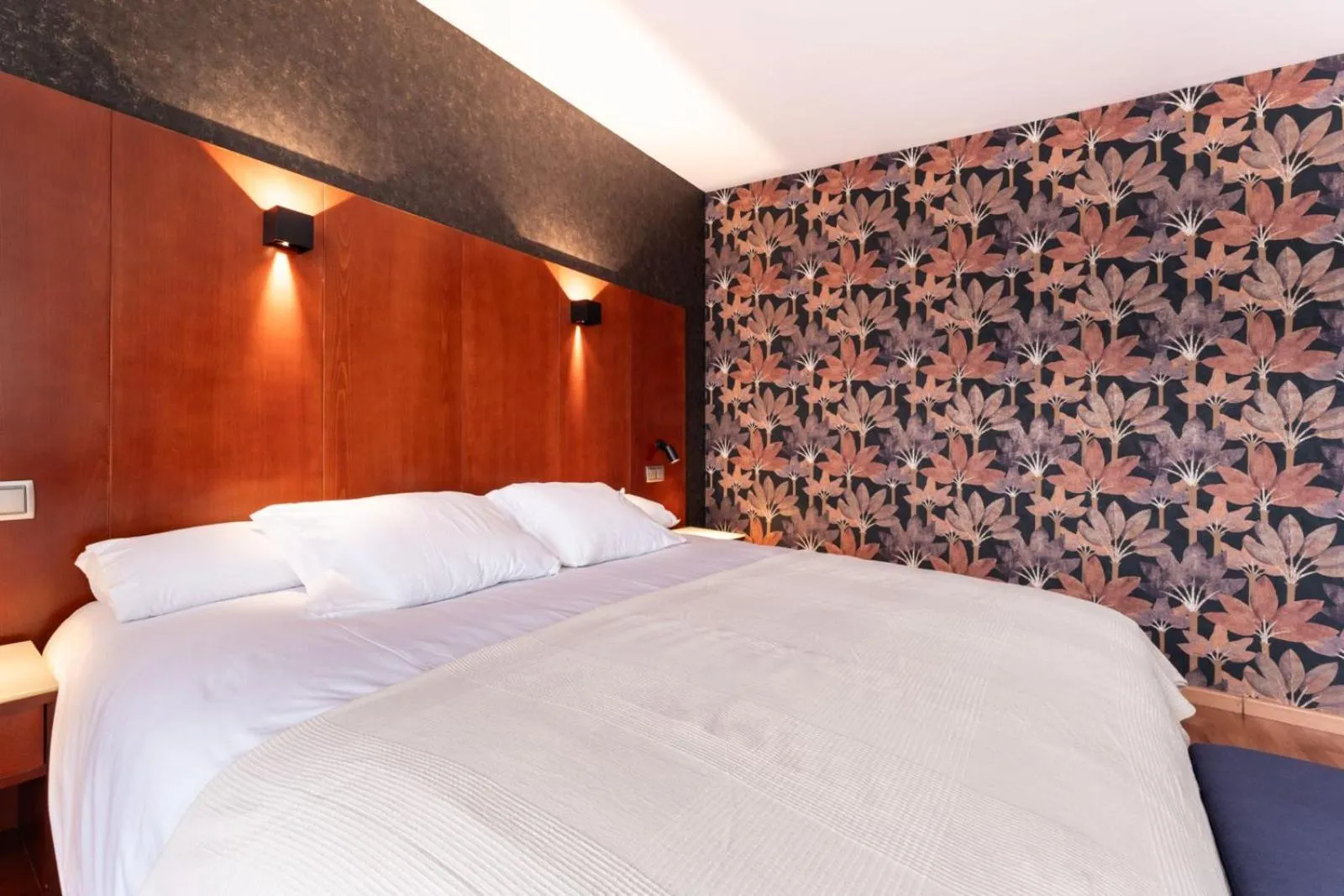 Bed in Hotel Doña Urraca