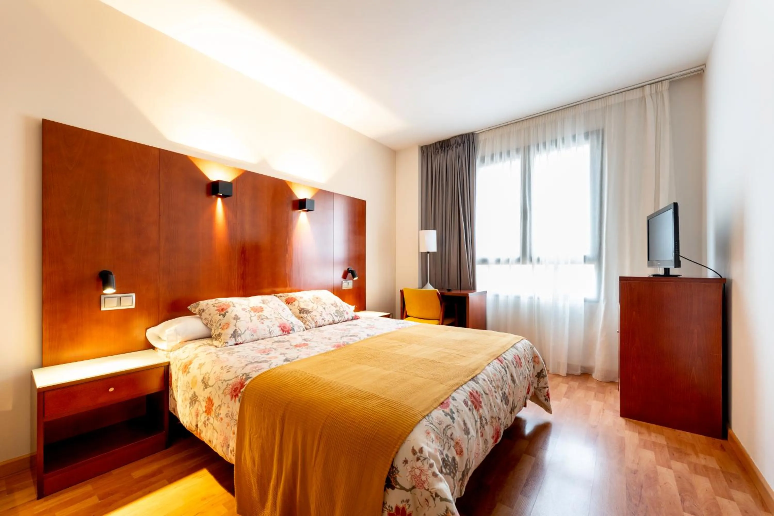 Bed in Hotel Doña Urraca