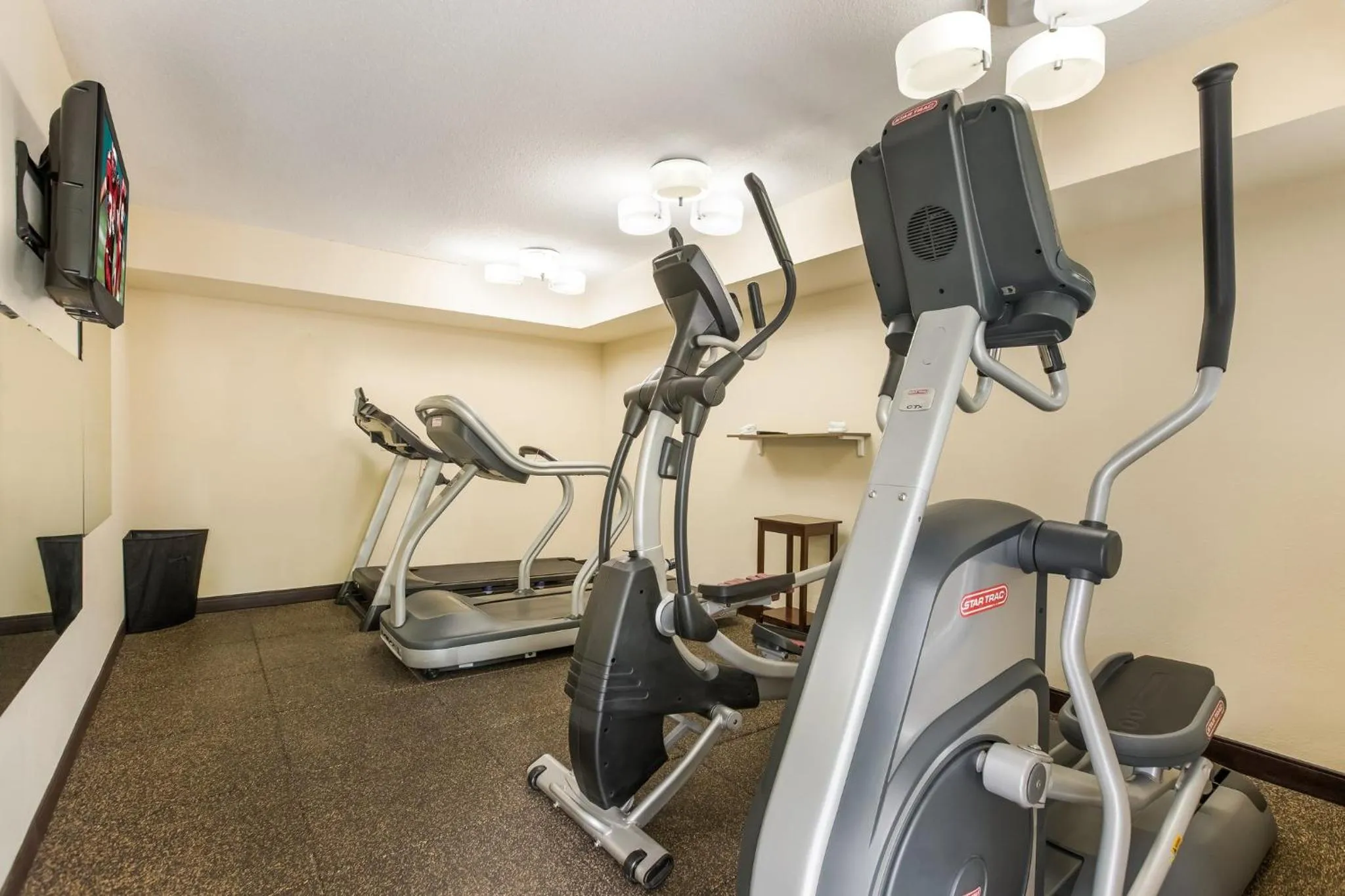 Fitness centre/facilities in Red Roof Inn Princeton - Ewing