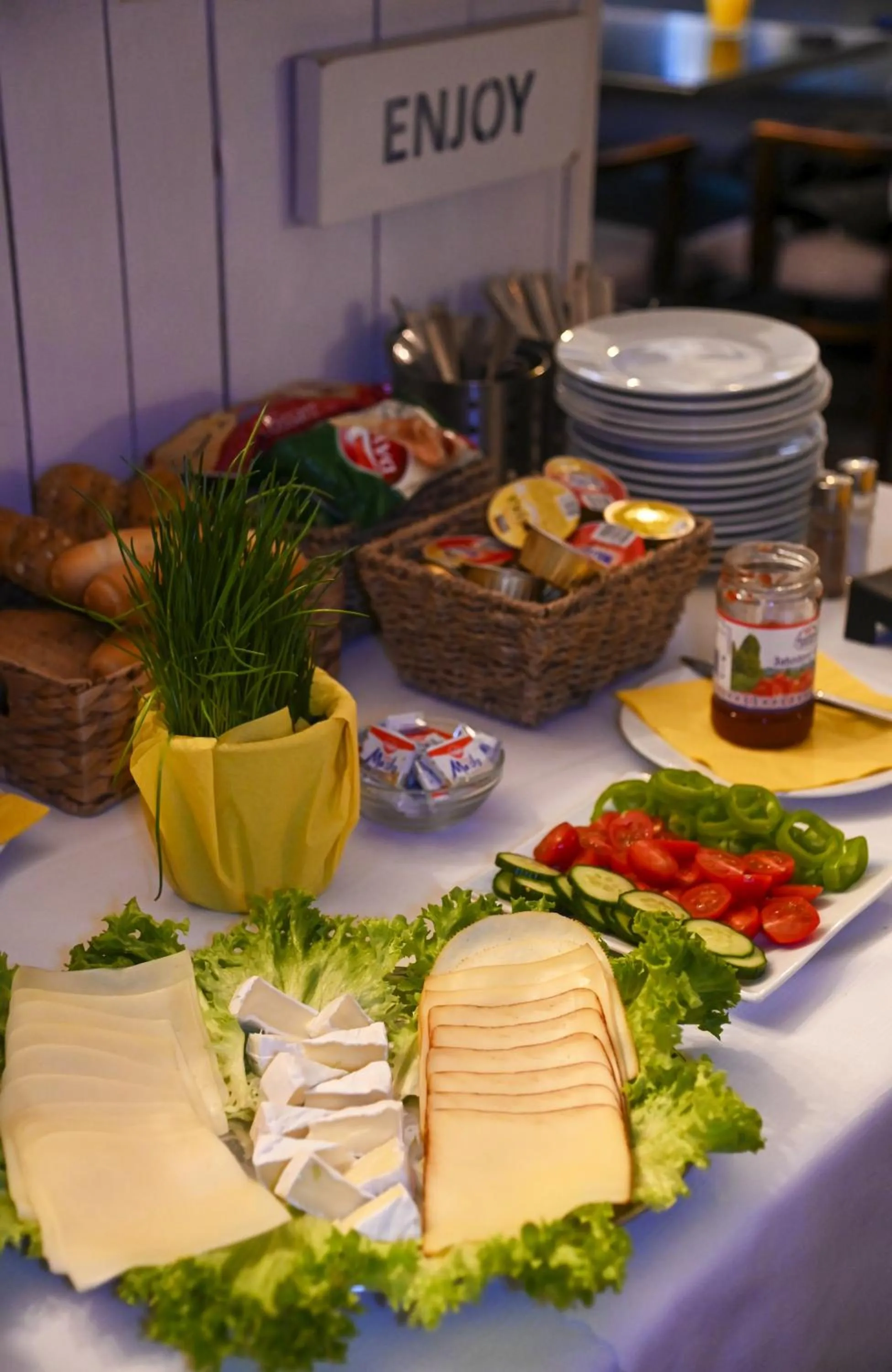 Breakfast in Hotel Branč, Garni