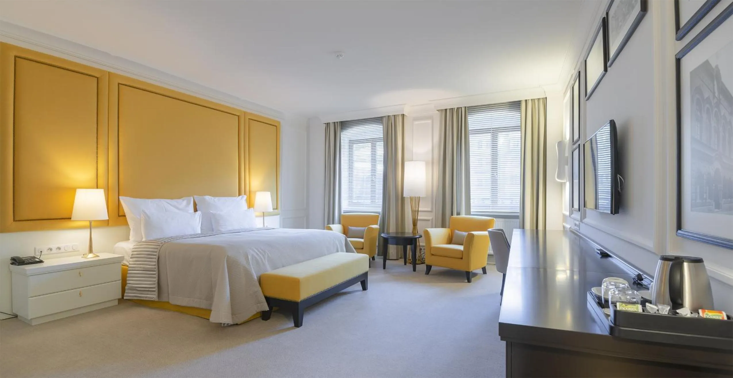 Coffee/tea facilities, Bed in Boutique Hotel Corso