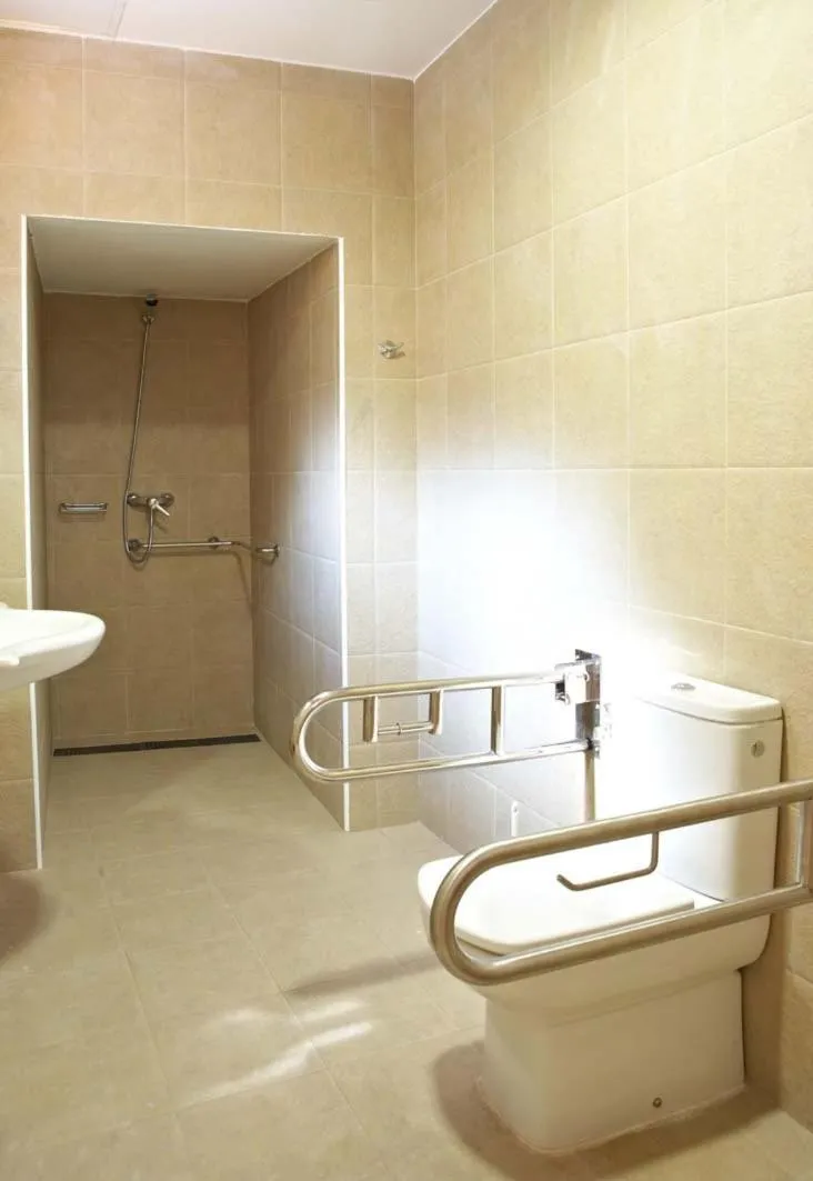 Bathroom in Albergue Monasterio de La Magdalena
