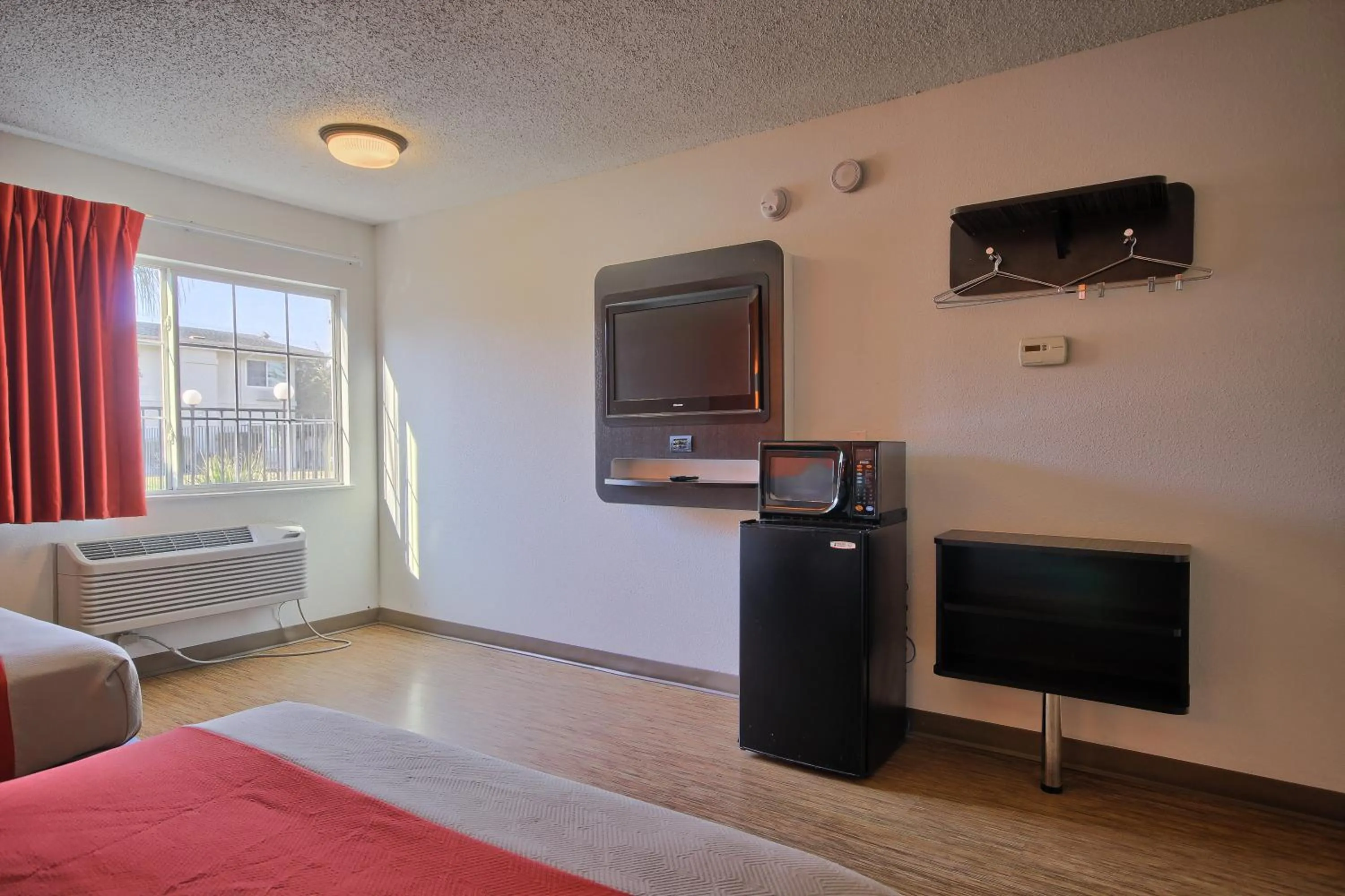 Bedroom in Motel 6-Merced, CA