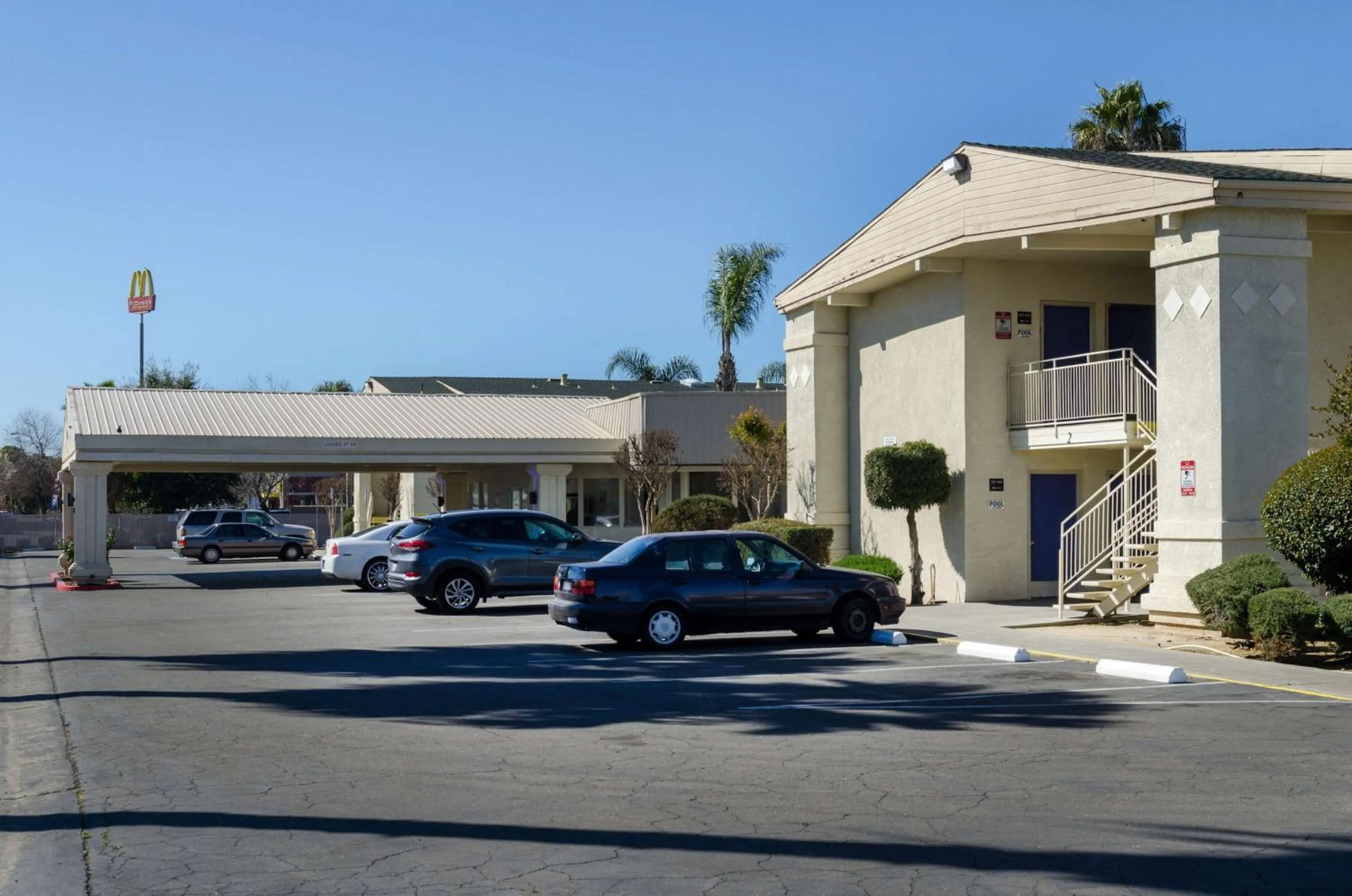 Property building in Motel 6-Merced, CA