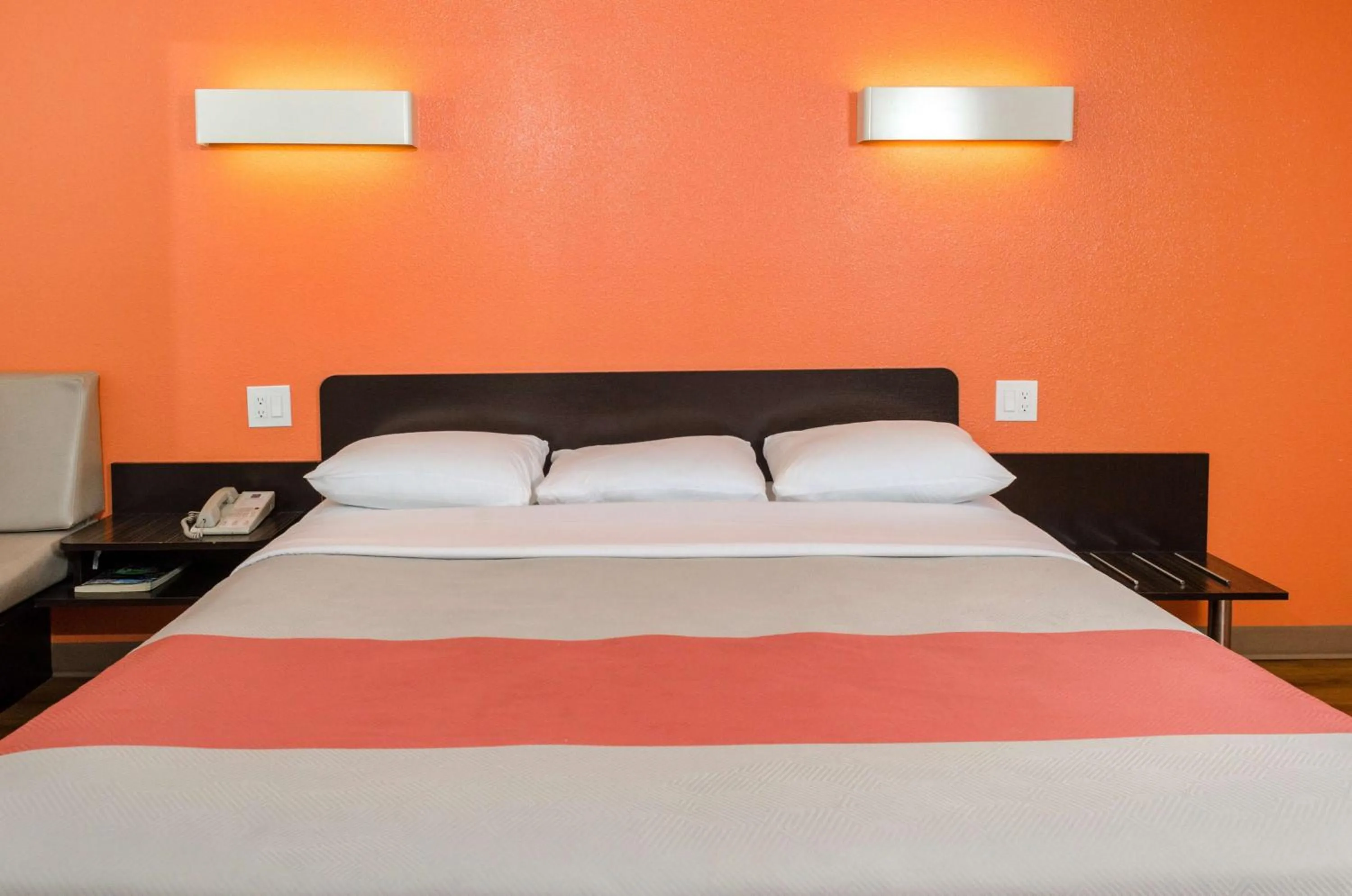 Photo of the whole room in Motel 6-Merced, CA