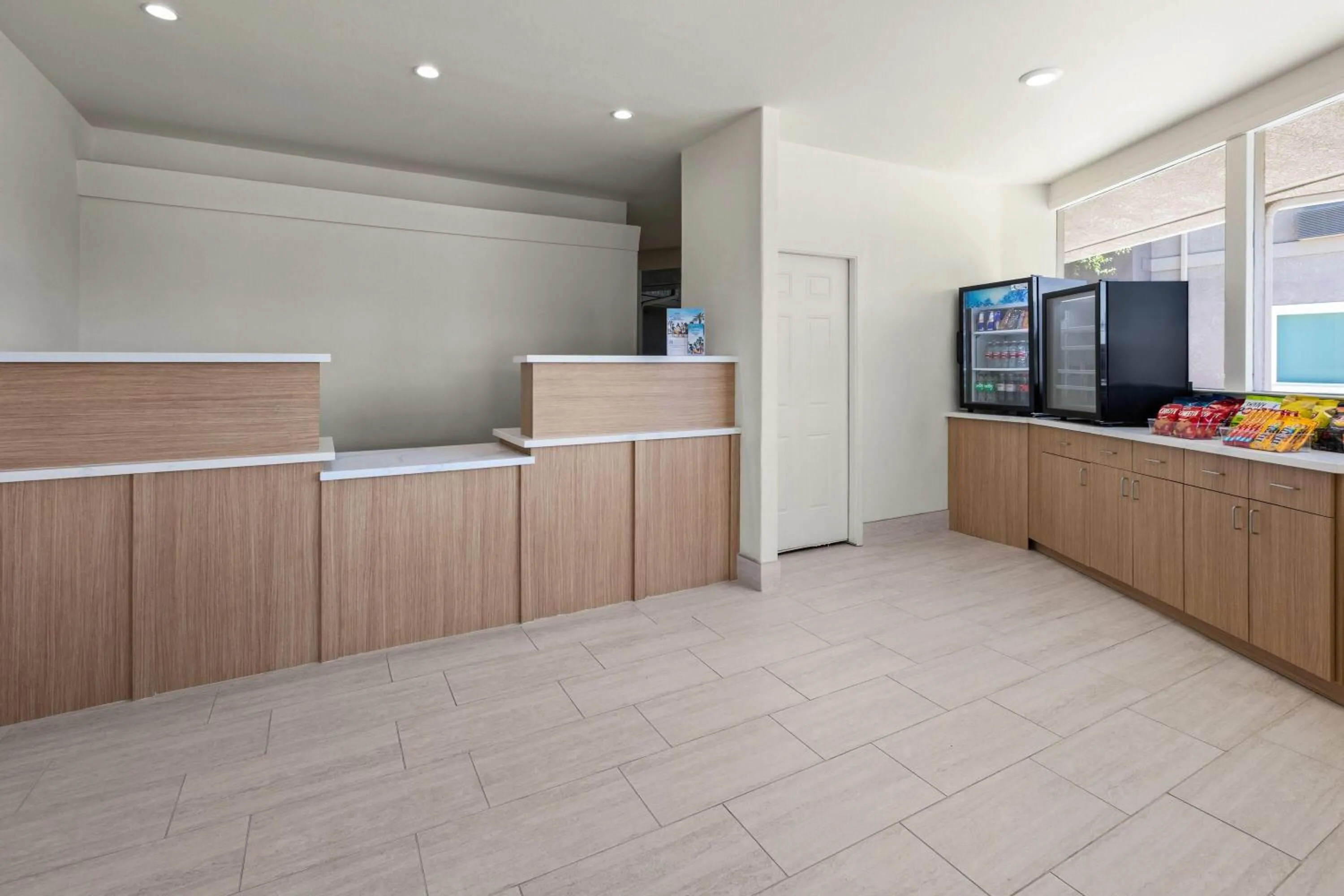 Lobby or reception in Ramada by Wyndham Merced