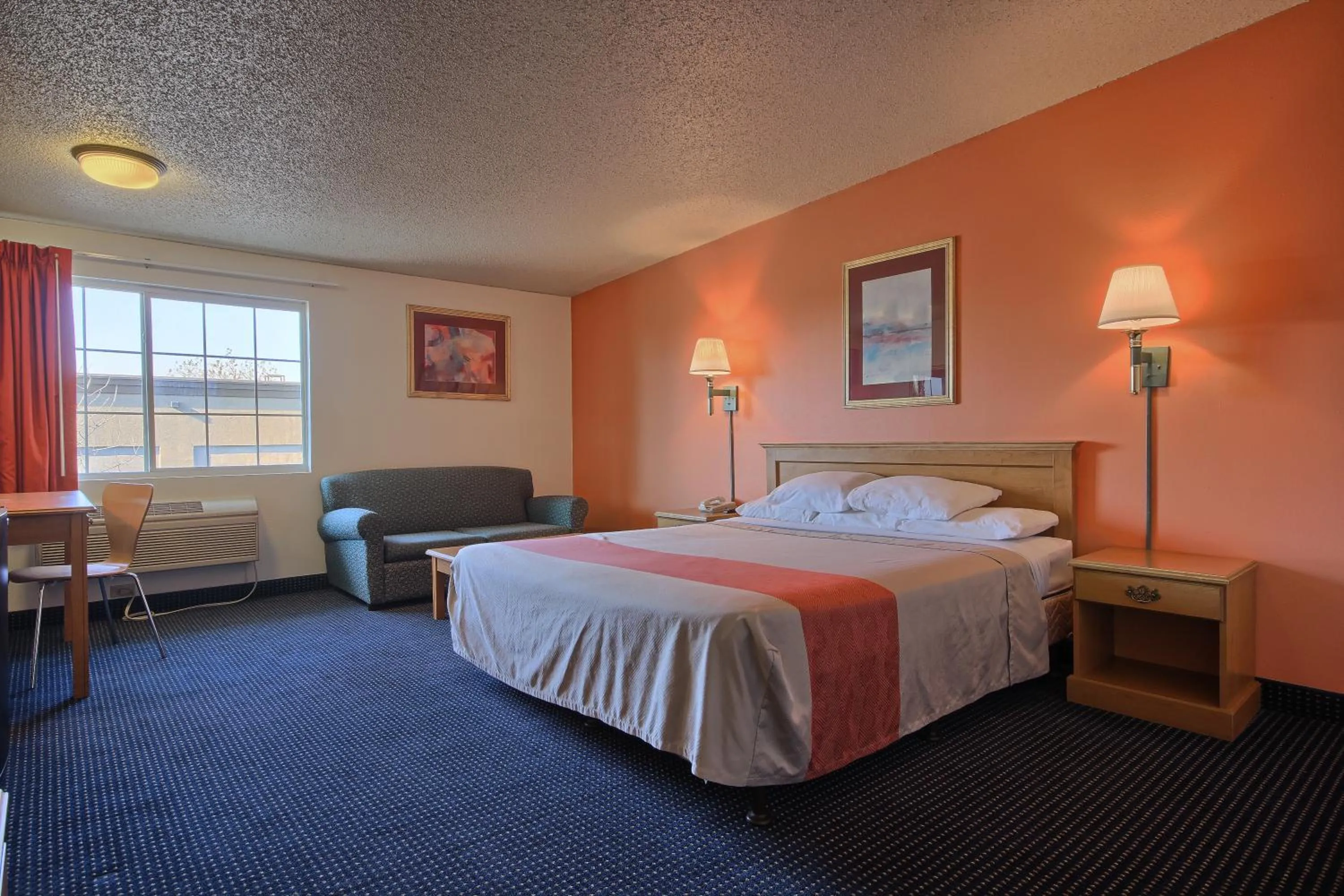 Bedroom in Motel 6-Merced, CA