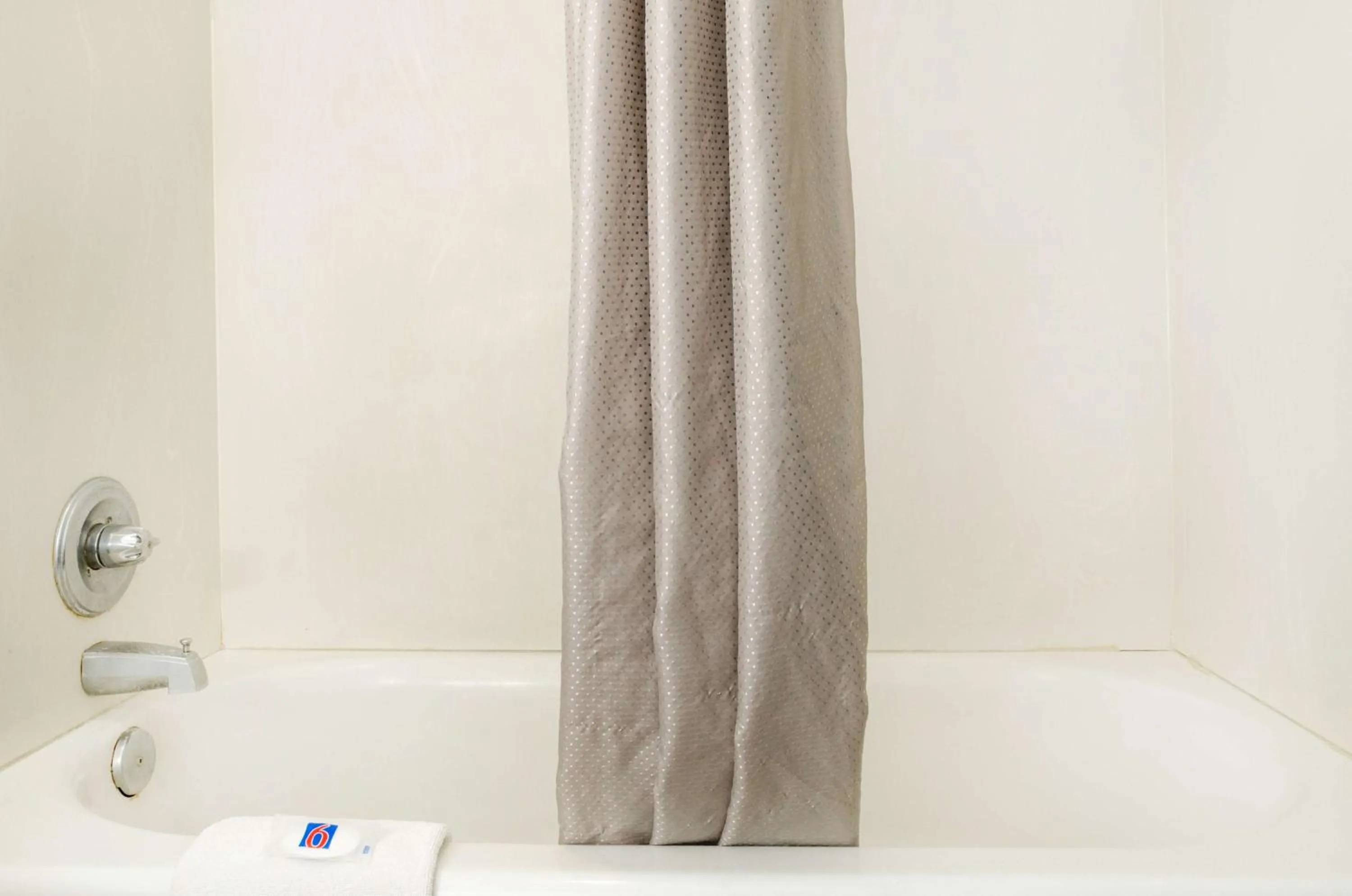 Photo of the whole room in Motel 6-Merced, CA