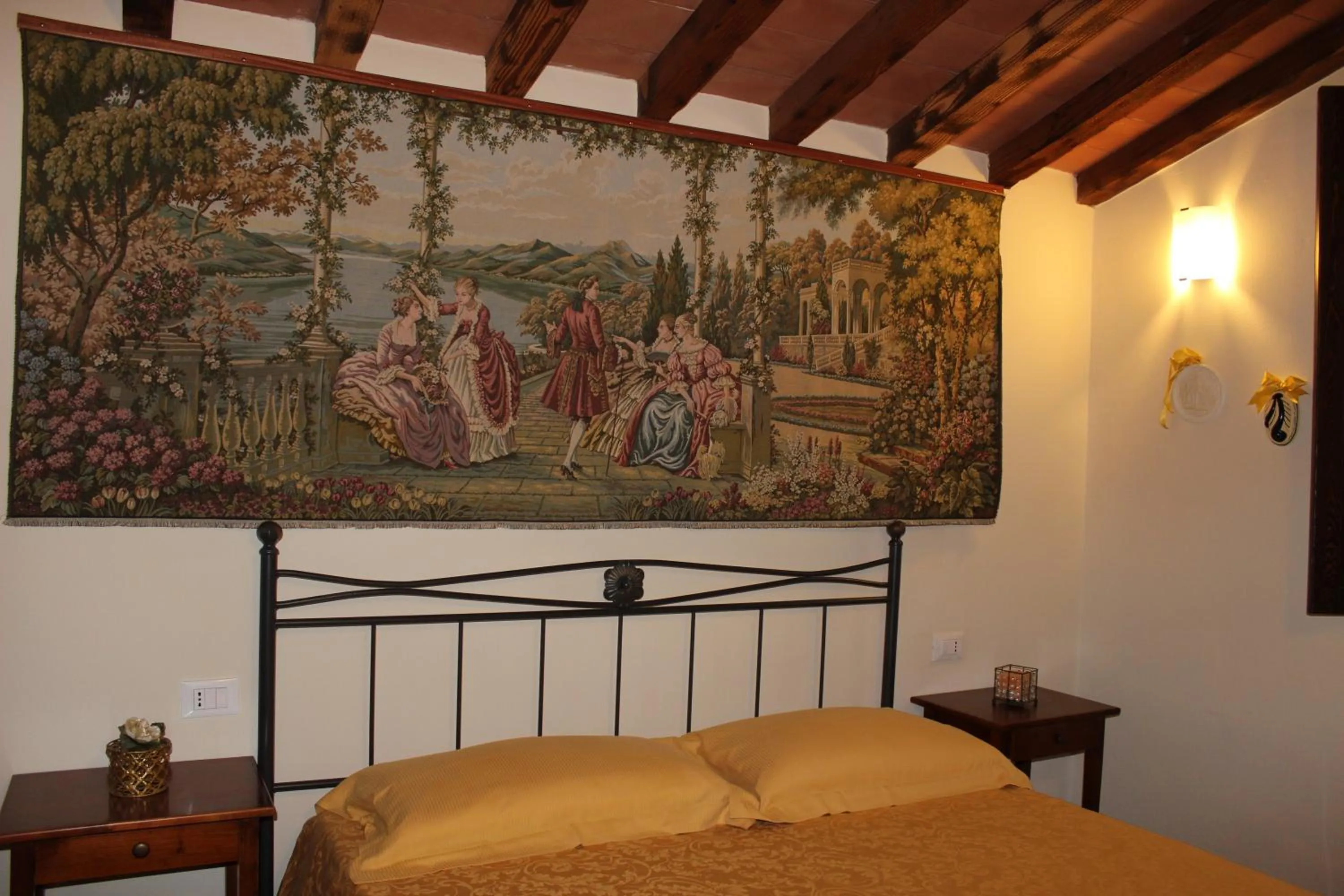 Decorative detail, Bed in Antico Borgo Casalappi