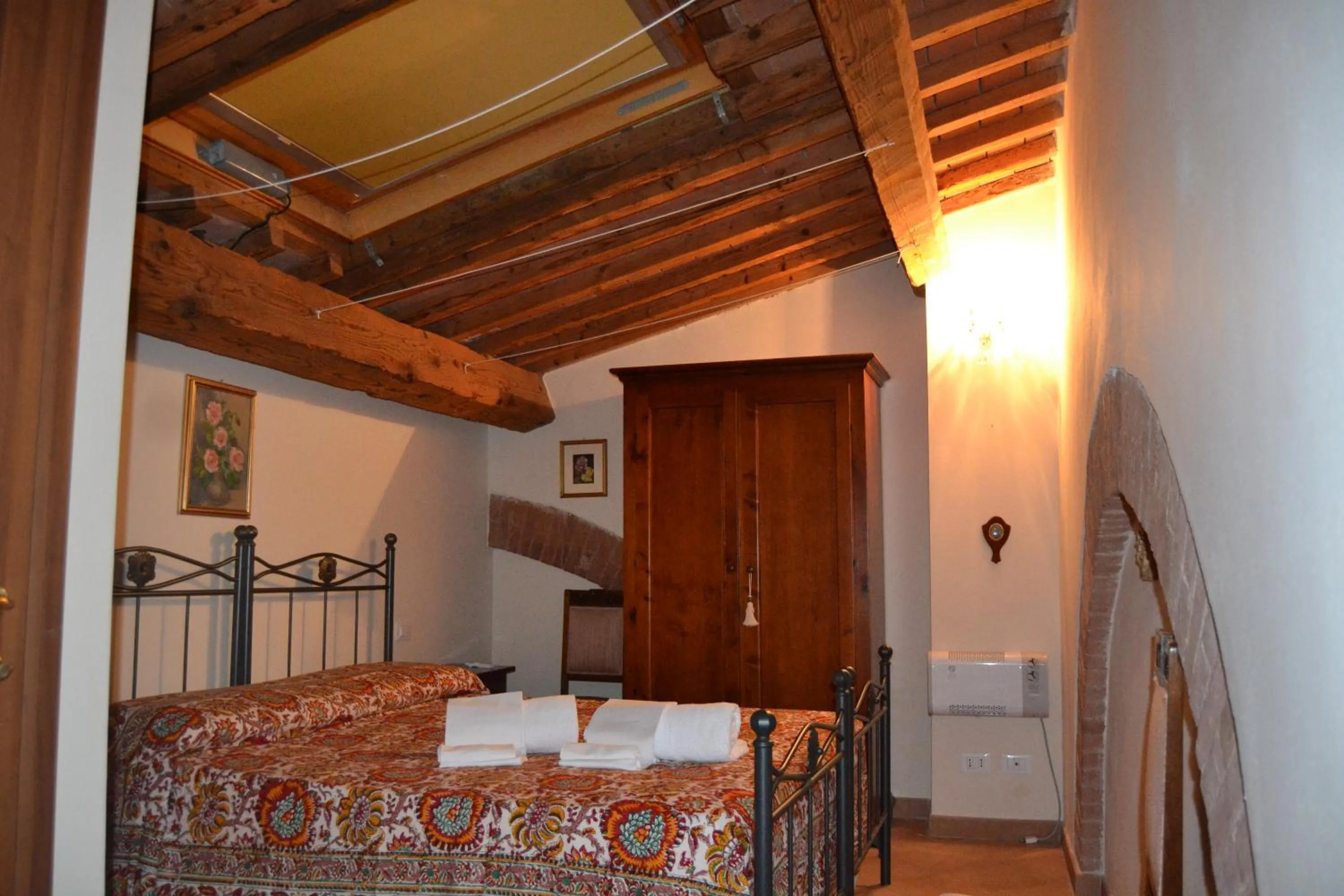 Bed in Antico Borgo Casalappi