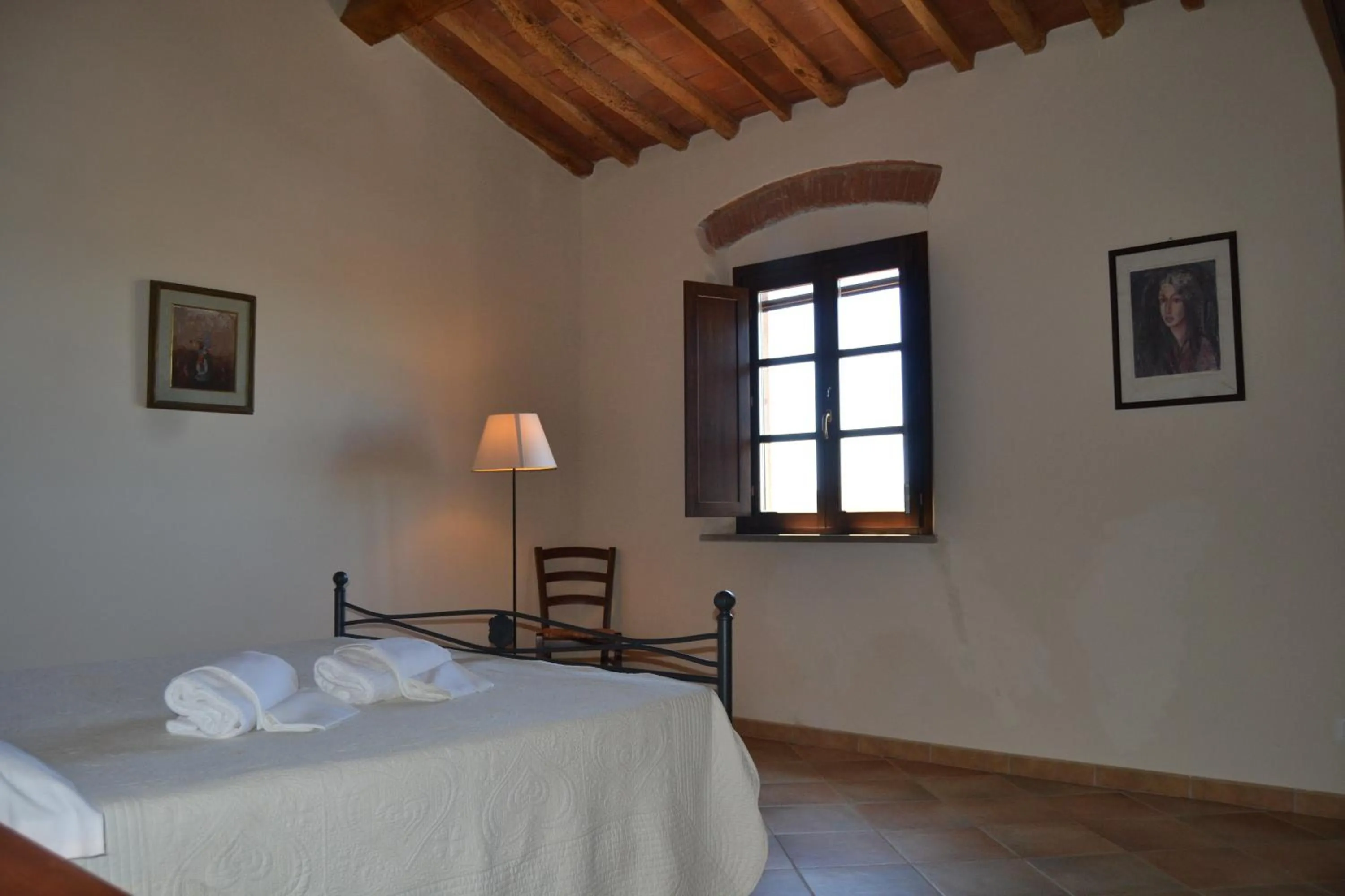 Bed in Antico Borgo Casalappi
