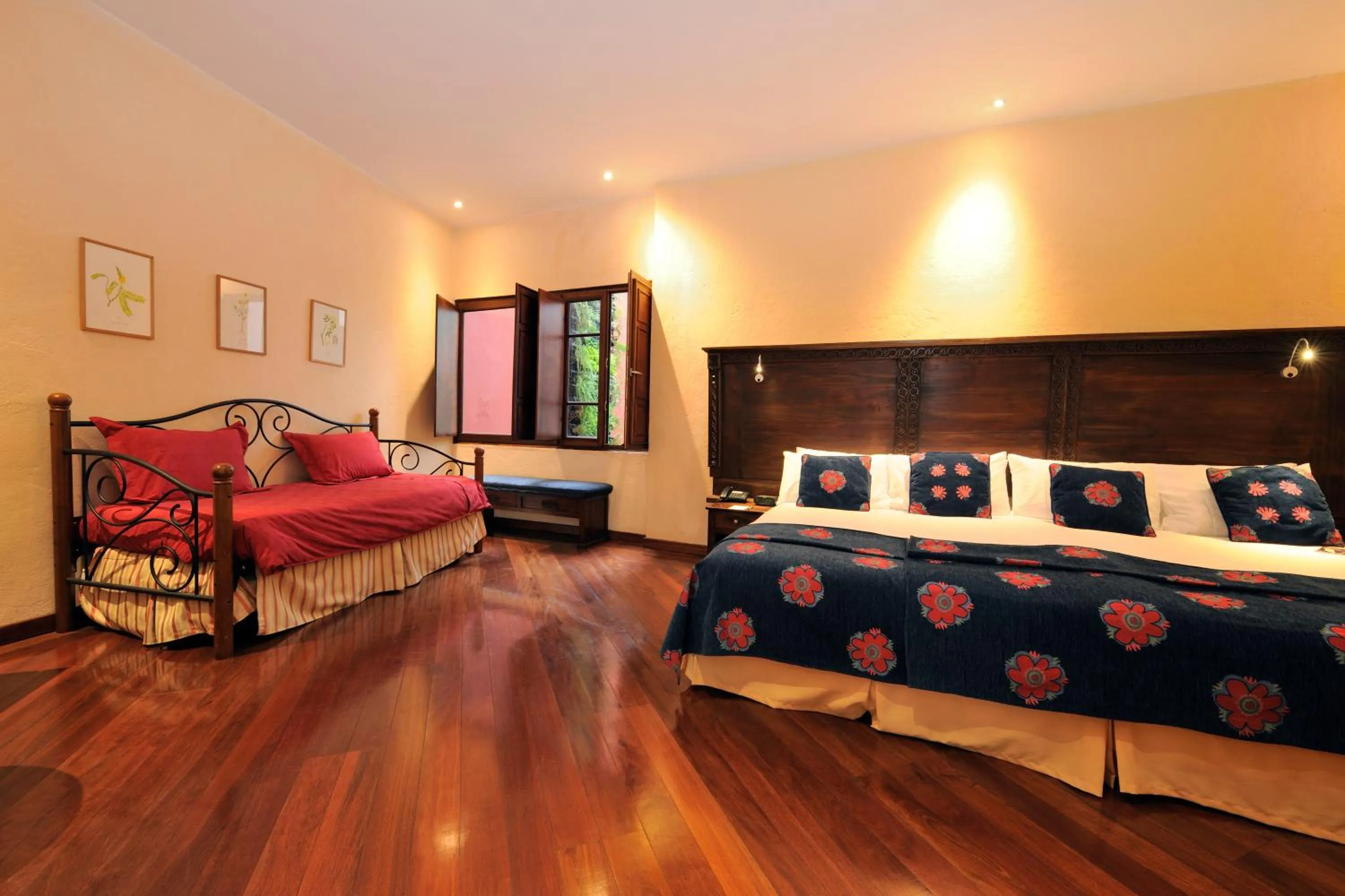 Photo of the whole room, Bed in La Casona de la Ronda Hotel Boutique