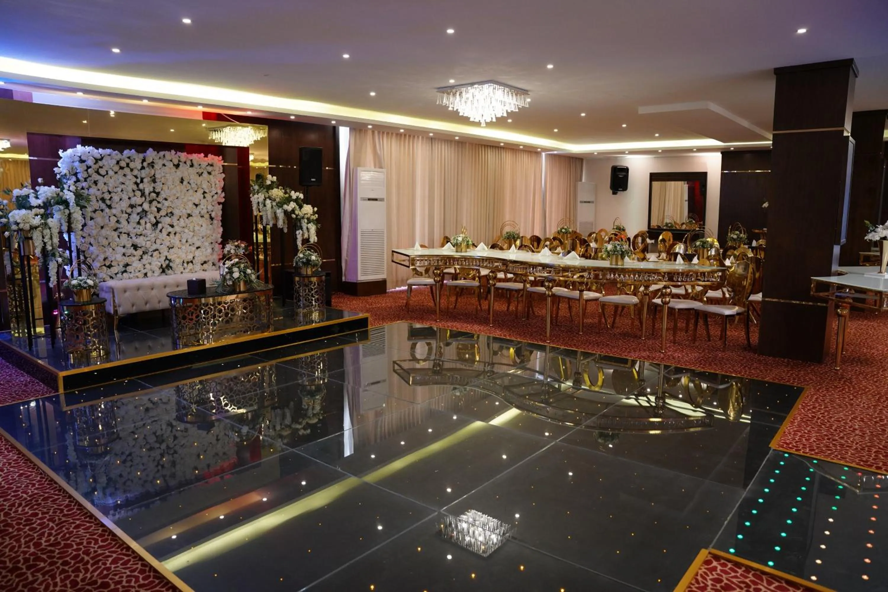 Banquet/Function facilities in Lijam Hotel