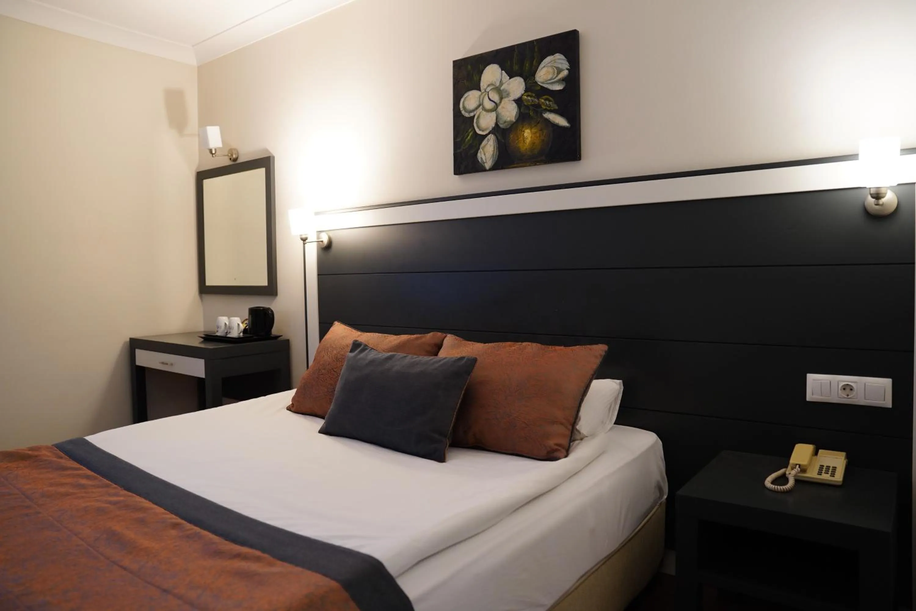 Photo of the whole room, Bed in Dafne Hotel