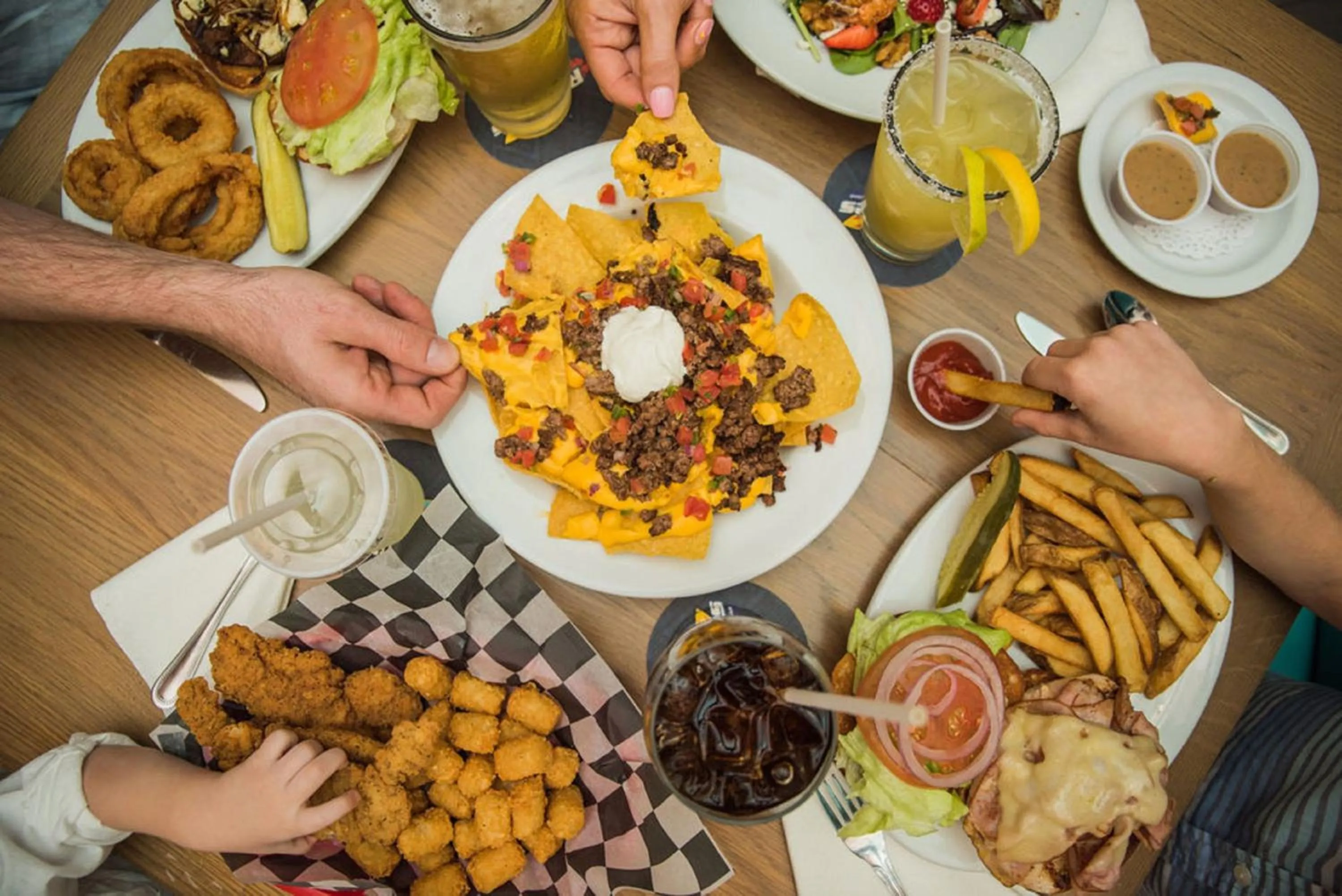 Restaurant/places to eat in Holiday Inn Resort Pensacola Beach Gulf Front by IHG