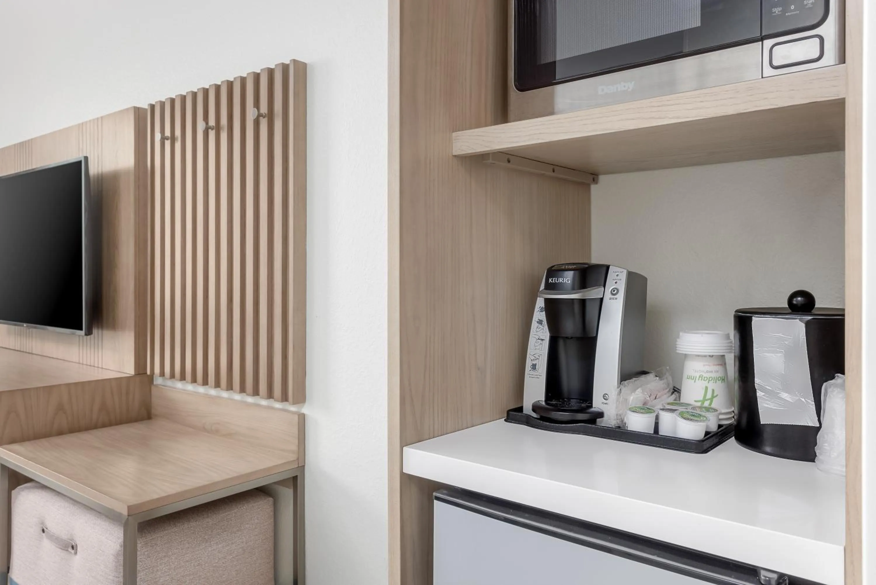 Holiday Inn Resort Pensacola Beach Gulf Front by IHG