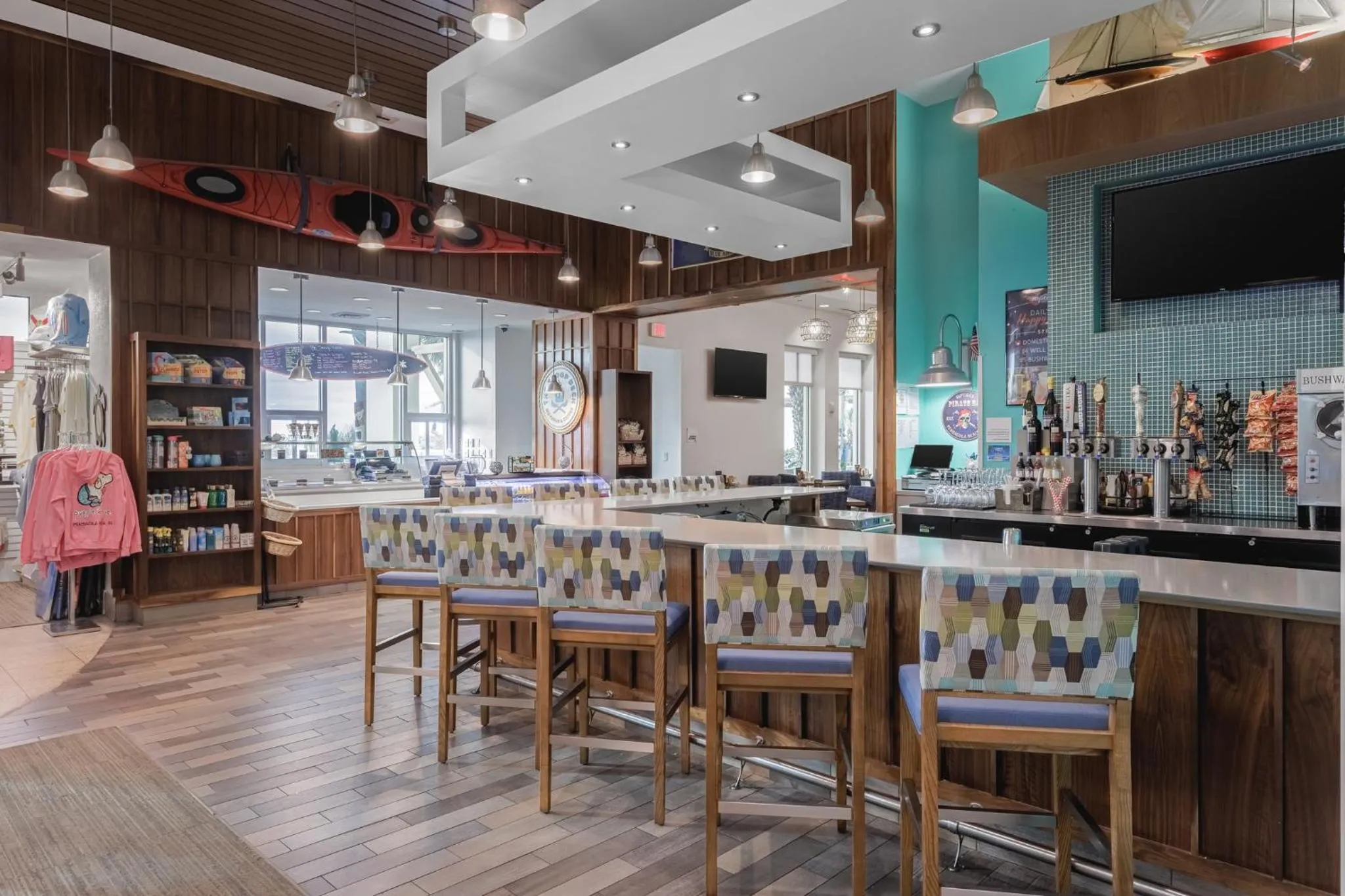 Lounge or bar in Holiday Inn Resort Pensacola Beach Gulf Front by IHG