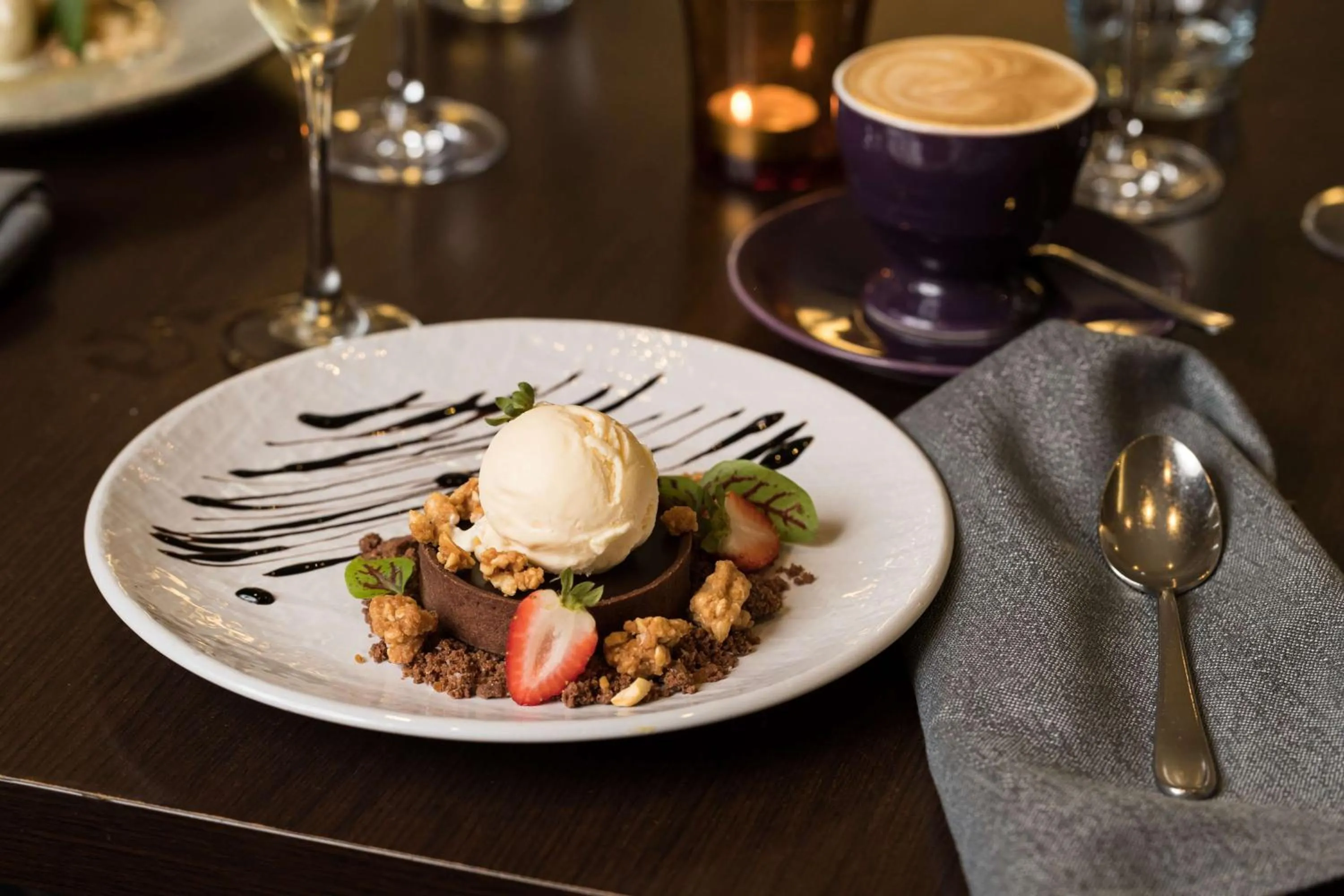 Restaurant/places to eat in Visy Dior