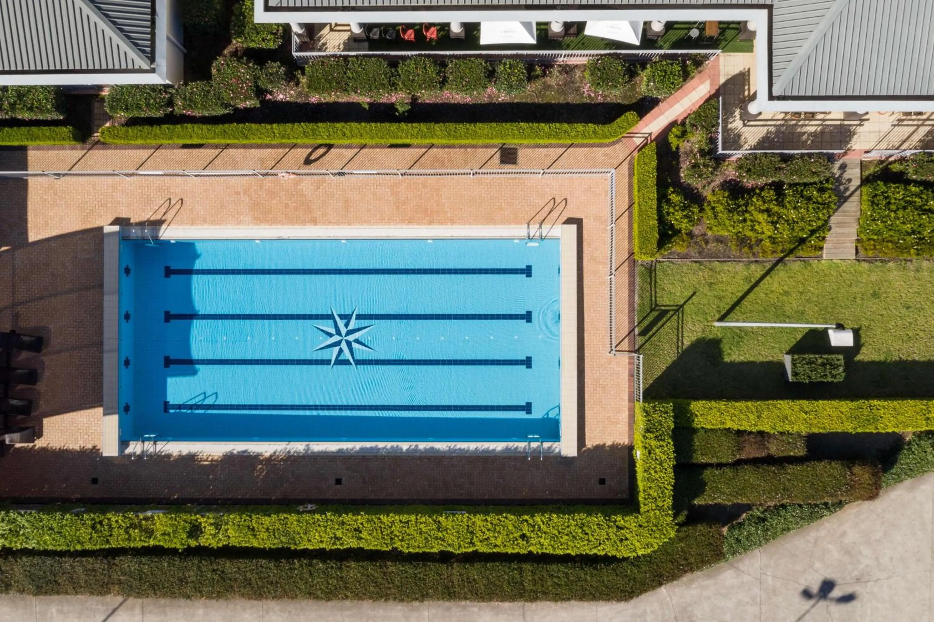 Property building in Visy Dior