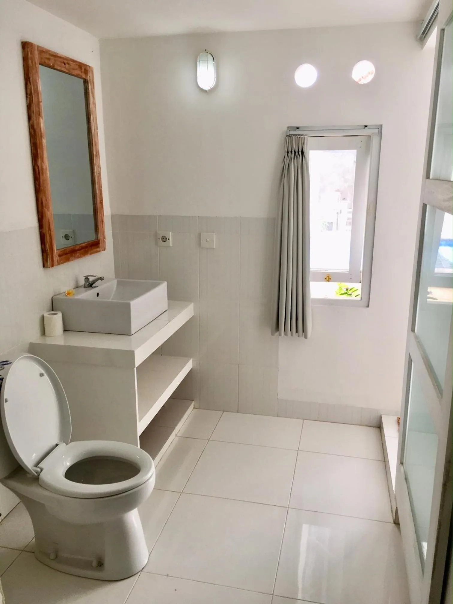 Bathroom in Narayana Homestay
