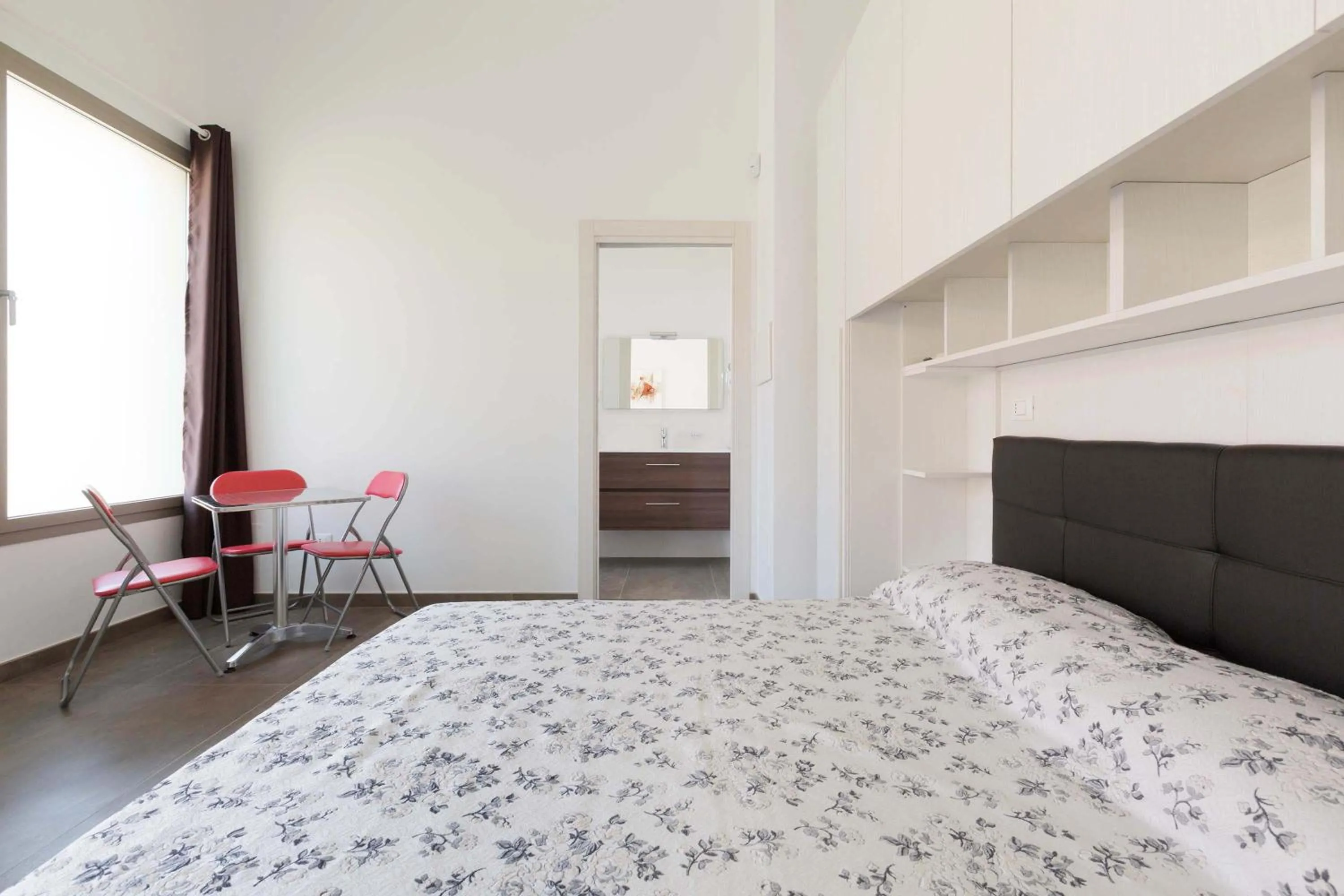 Bedroom, Bed in Villino Blu Suite by BarbarHouse