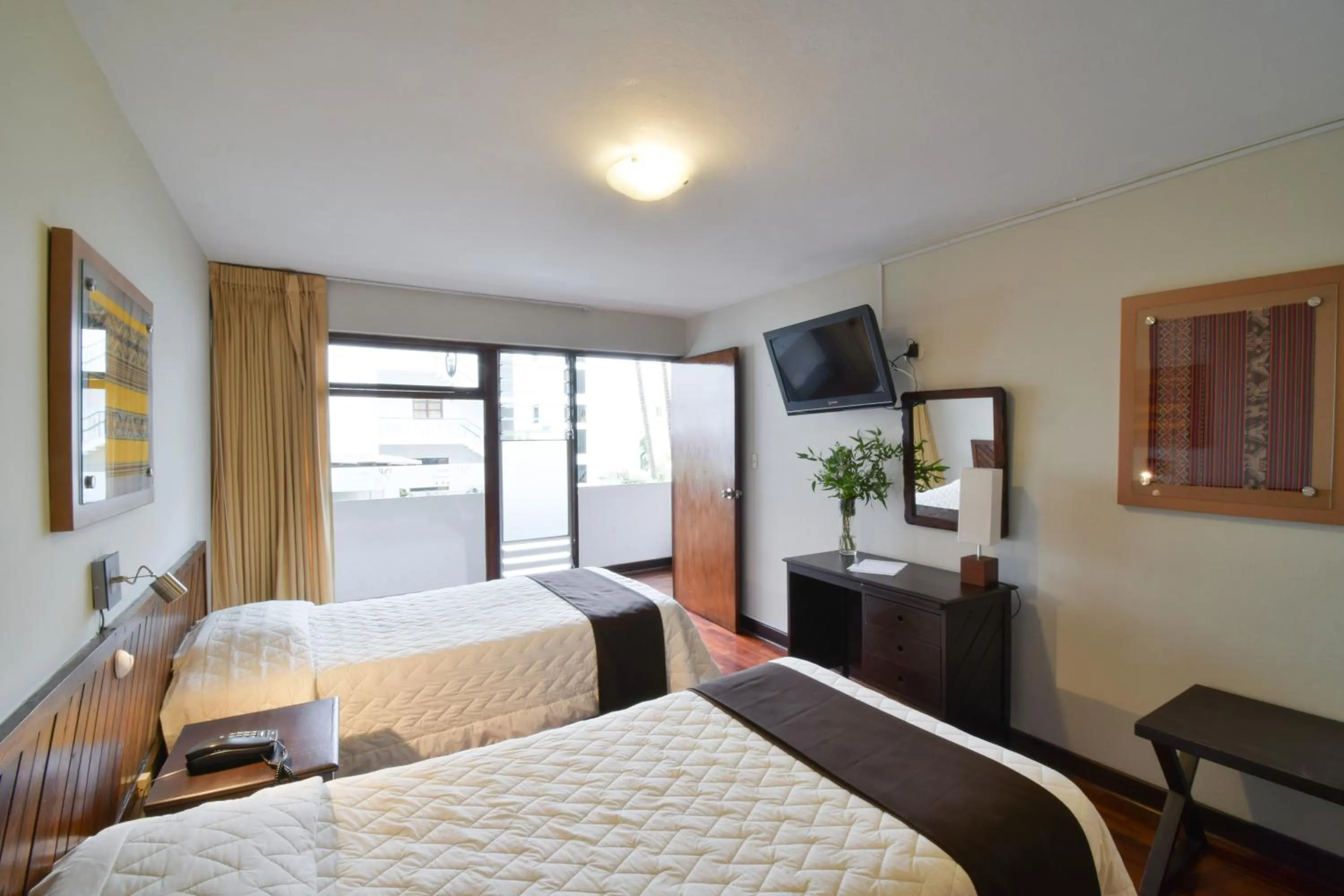 Photo of the whole room, Bed in Hotel Señorial