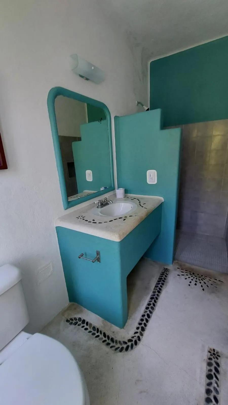 Bathroom in Delphinus Inn