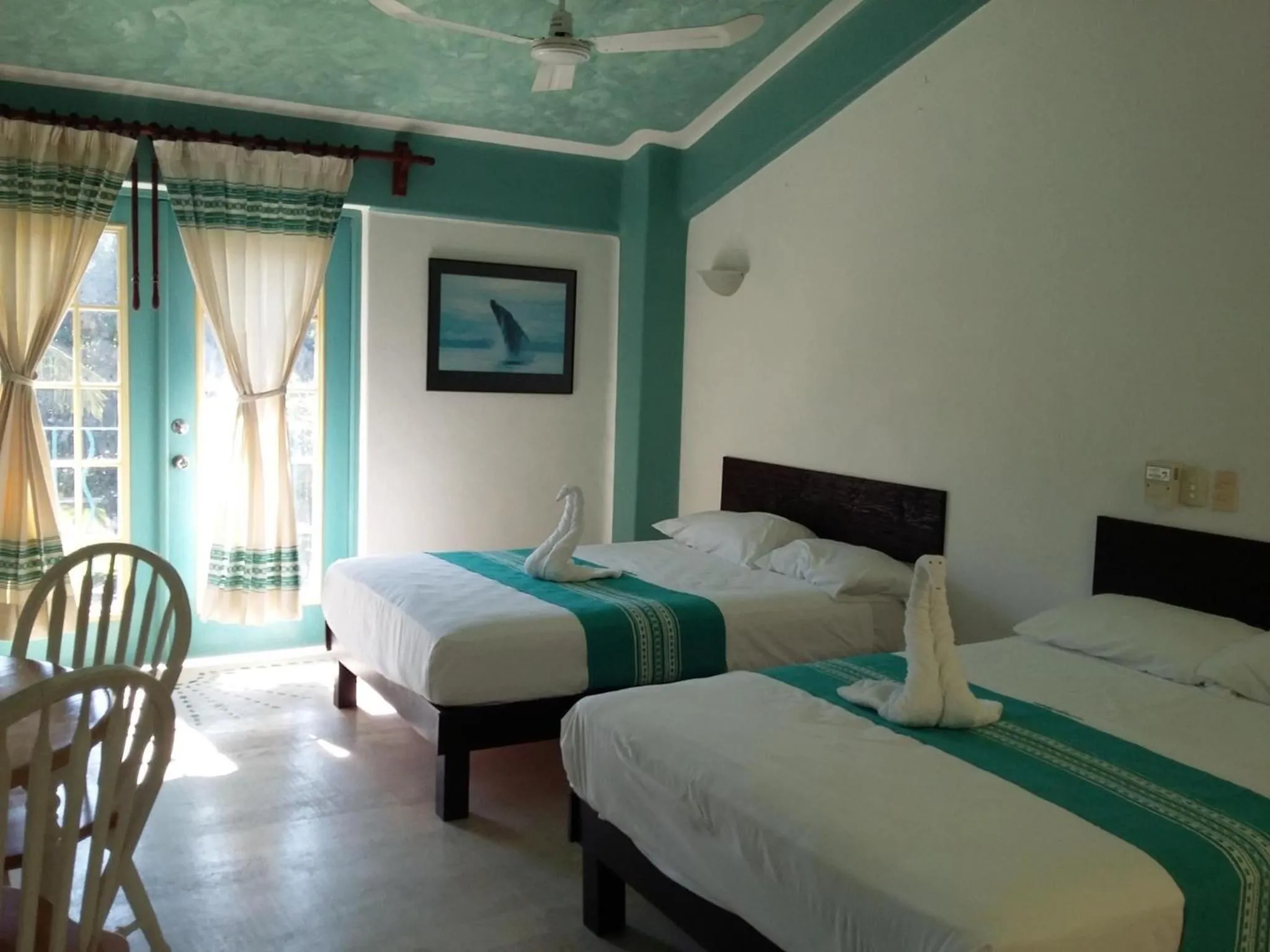 Bed in Delphinus Inn