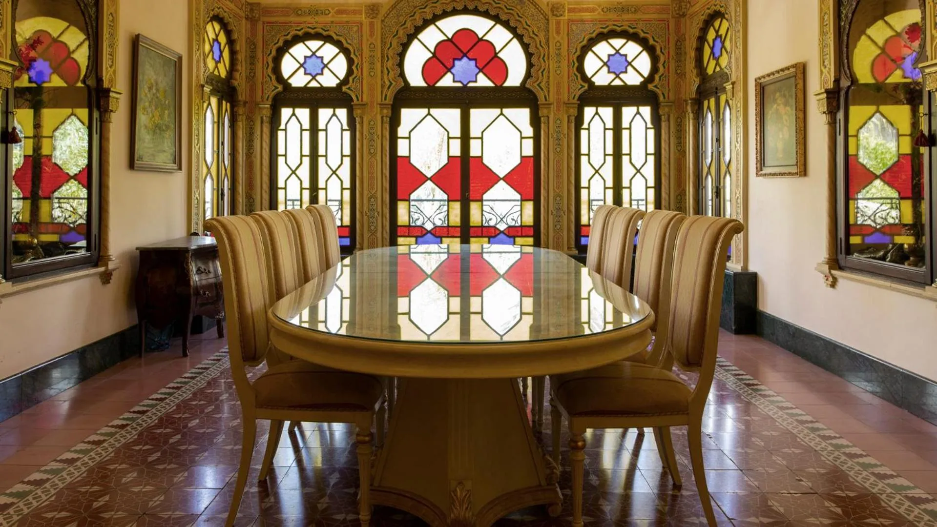 Area and facilities in Hotel Kazar