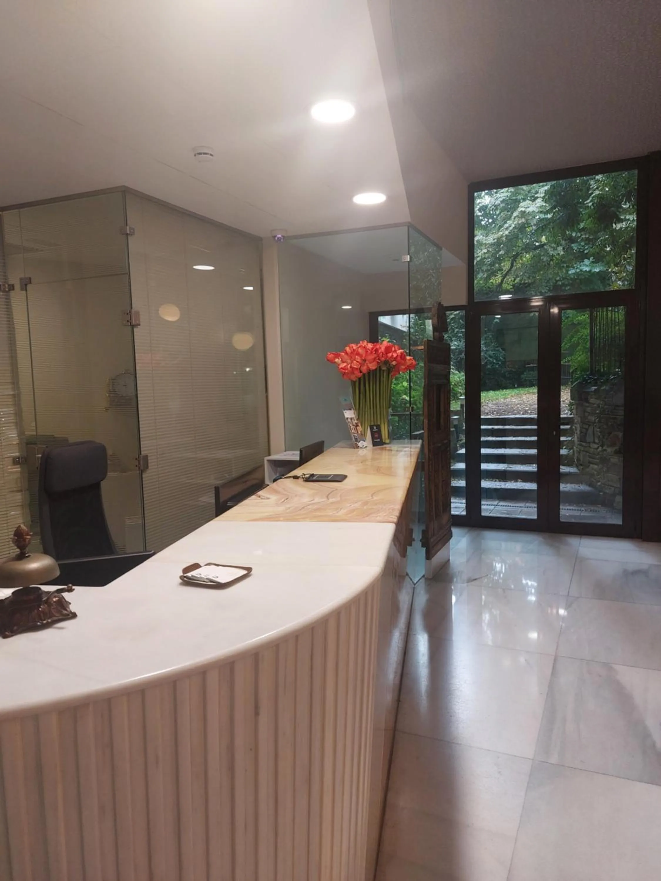 Lobby or reception in U-Hotel Spa Ciudad de Astorga