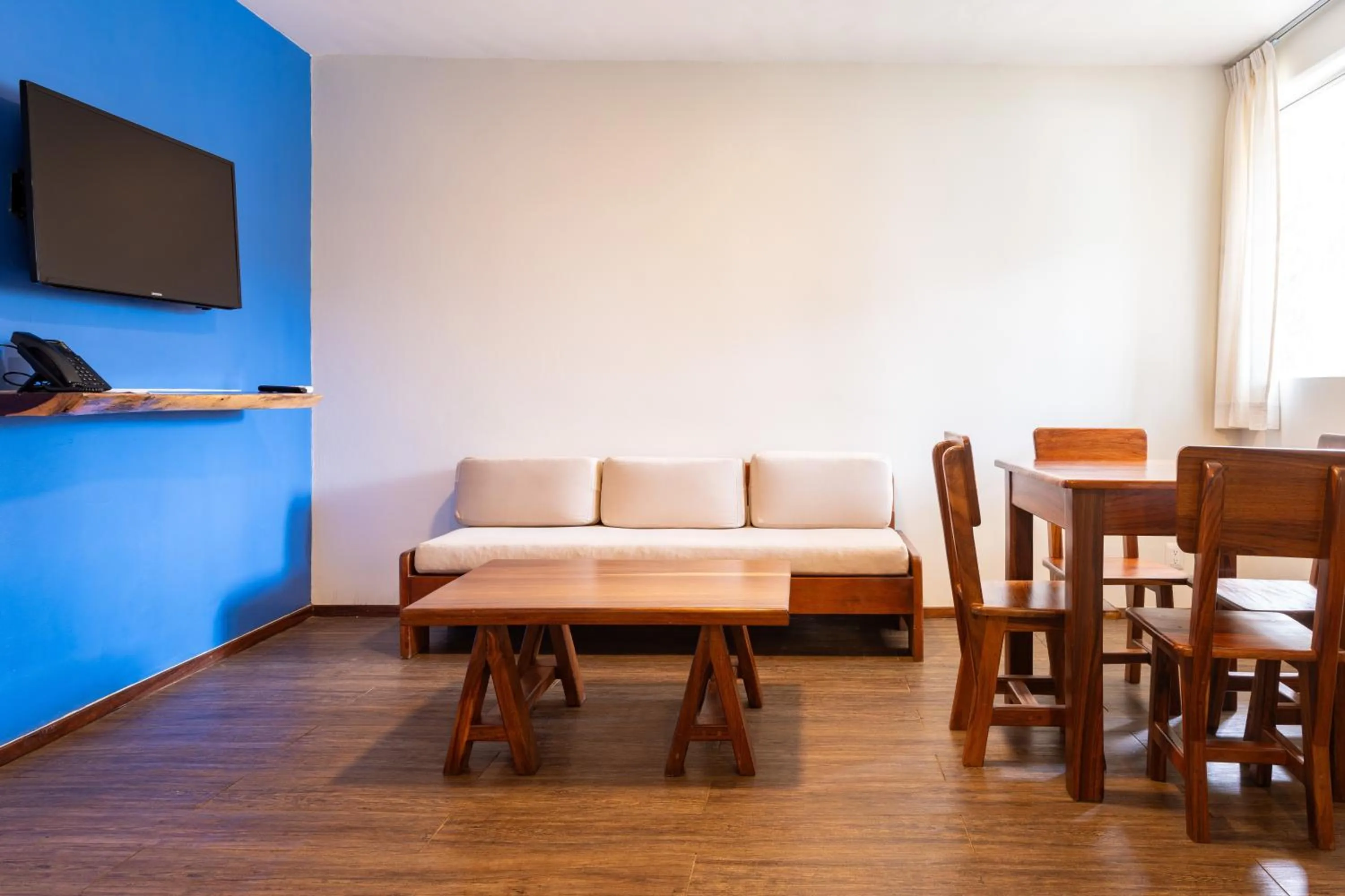 Dining area in Hotel Suites Villasol