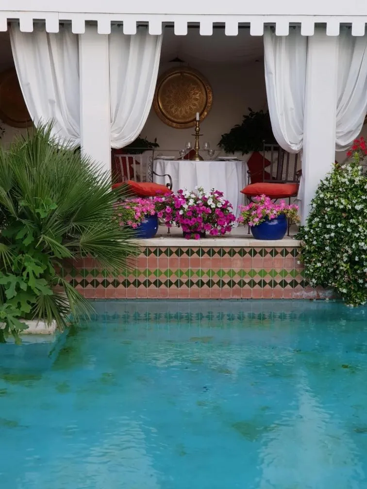 Restaurant/places to eat in La Villa Majorelle