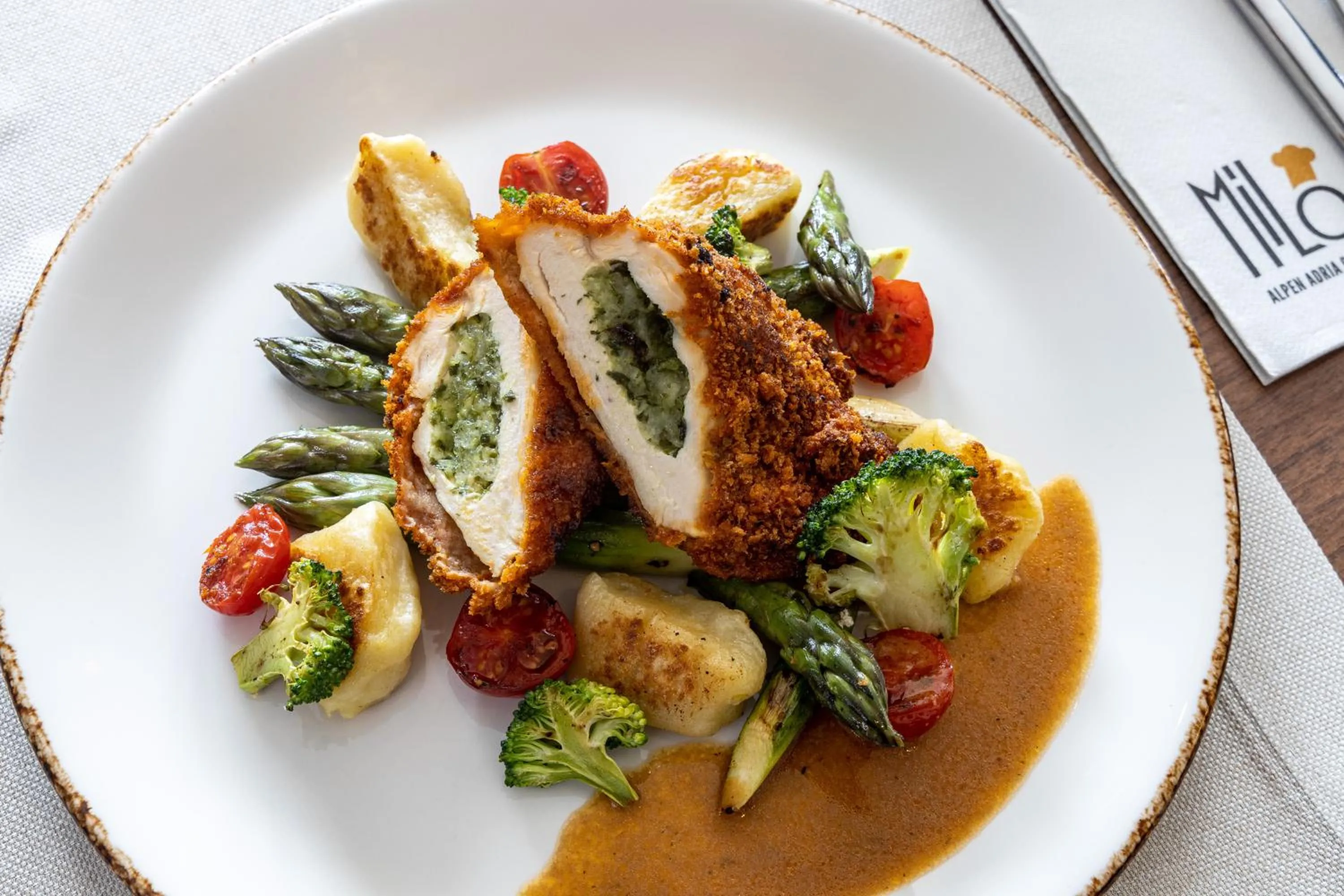 Food and drinks in Hotel Seven