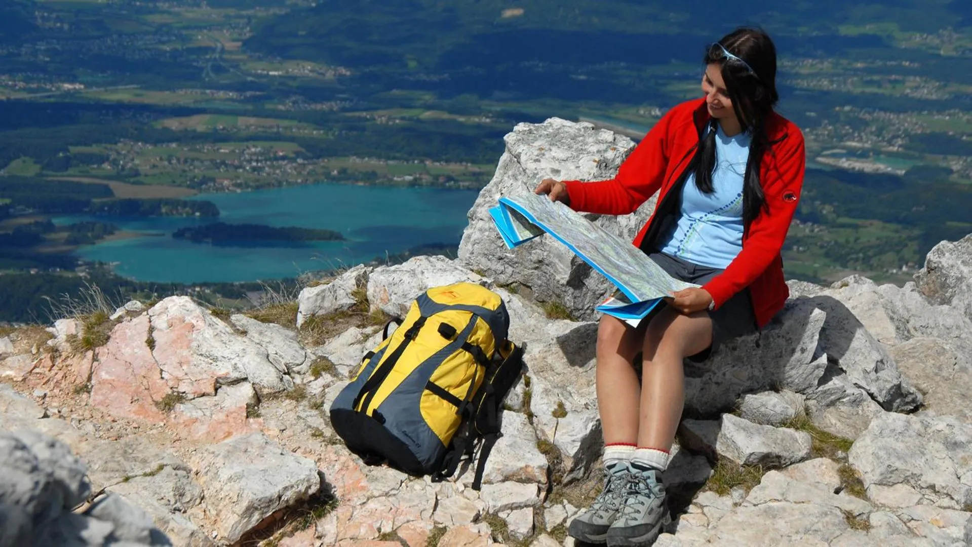 Hiking in Hotel Seven