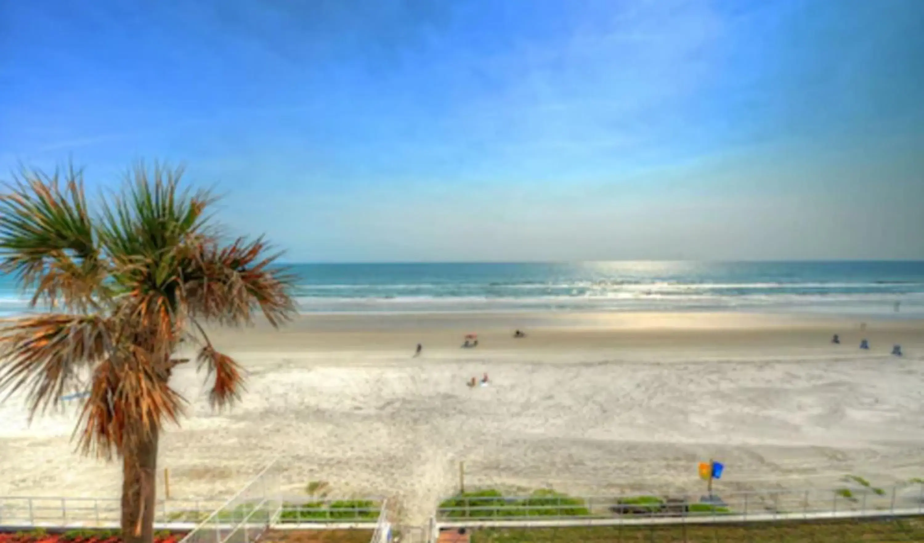 Queen Room with Two Queen Beds and Ocean View - Non-Smoking in Best Western Aku Tiki Inn Queen Room with Two Queen Beds and Ocean View - Non-Smoking in Best Western Aku Tiki Inn