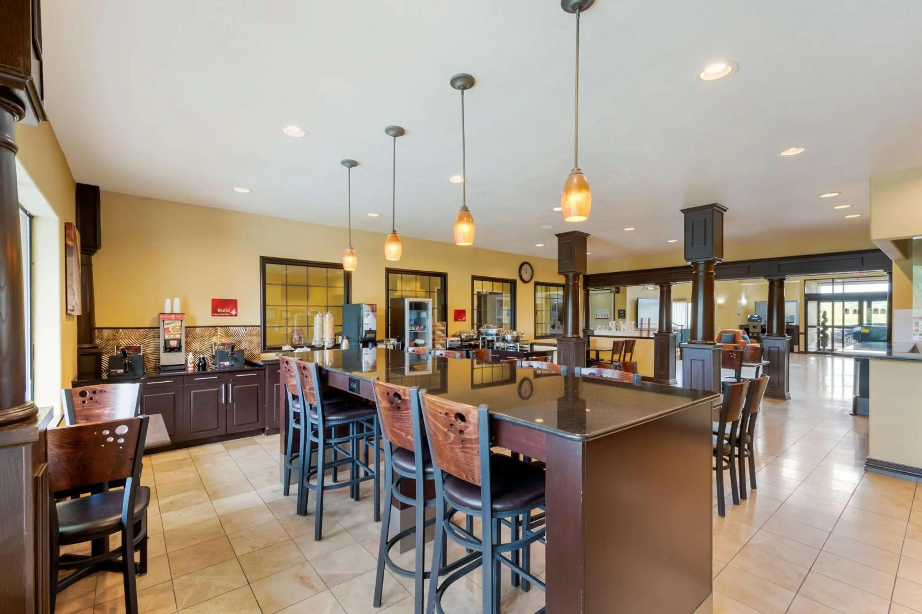 Breakfast in Best Western Plus DFW Airport Suites