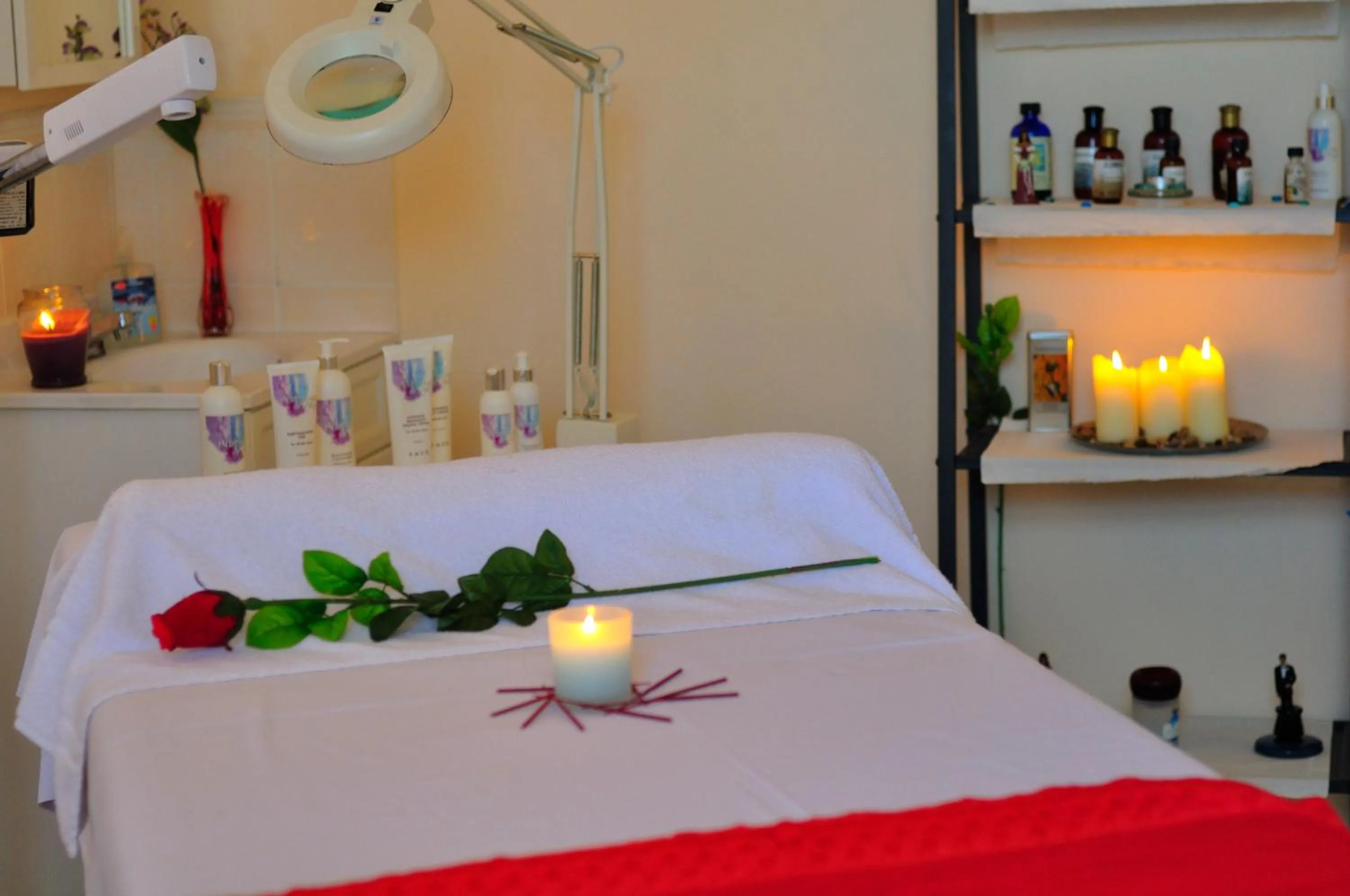 Spa and wellness centre/facilities, Bed in La Heliconia & Day Spa