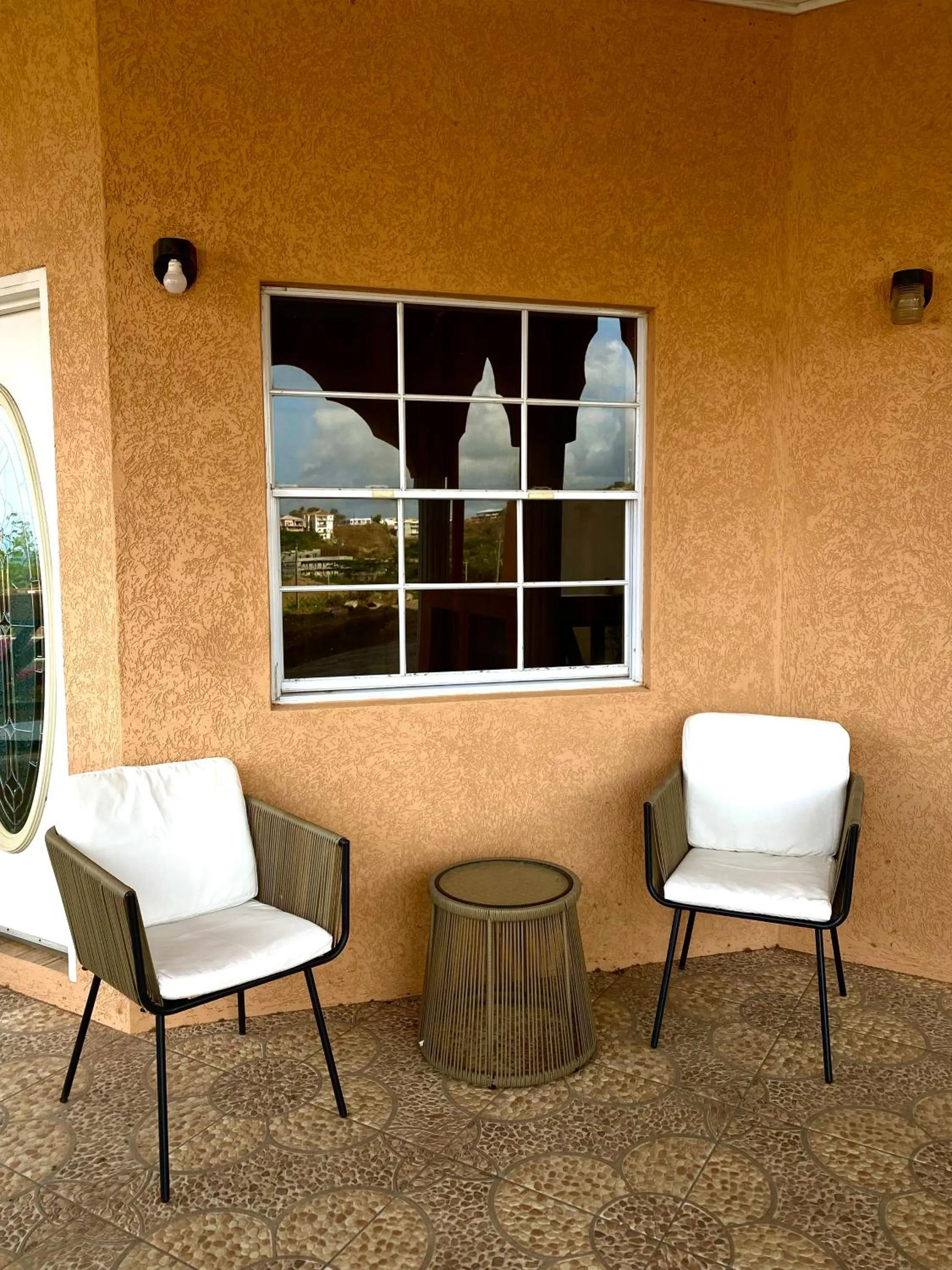 Patio in La Heliconia & Day Spa