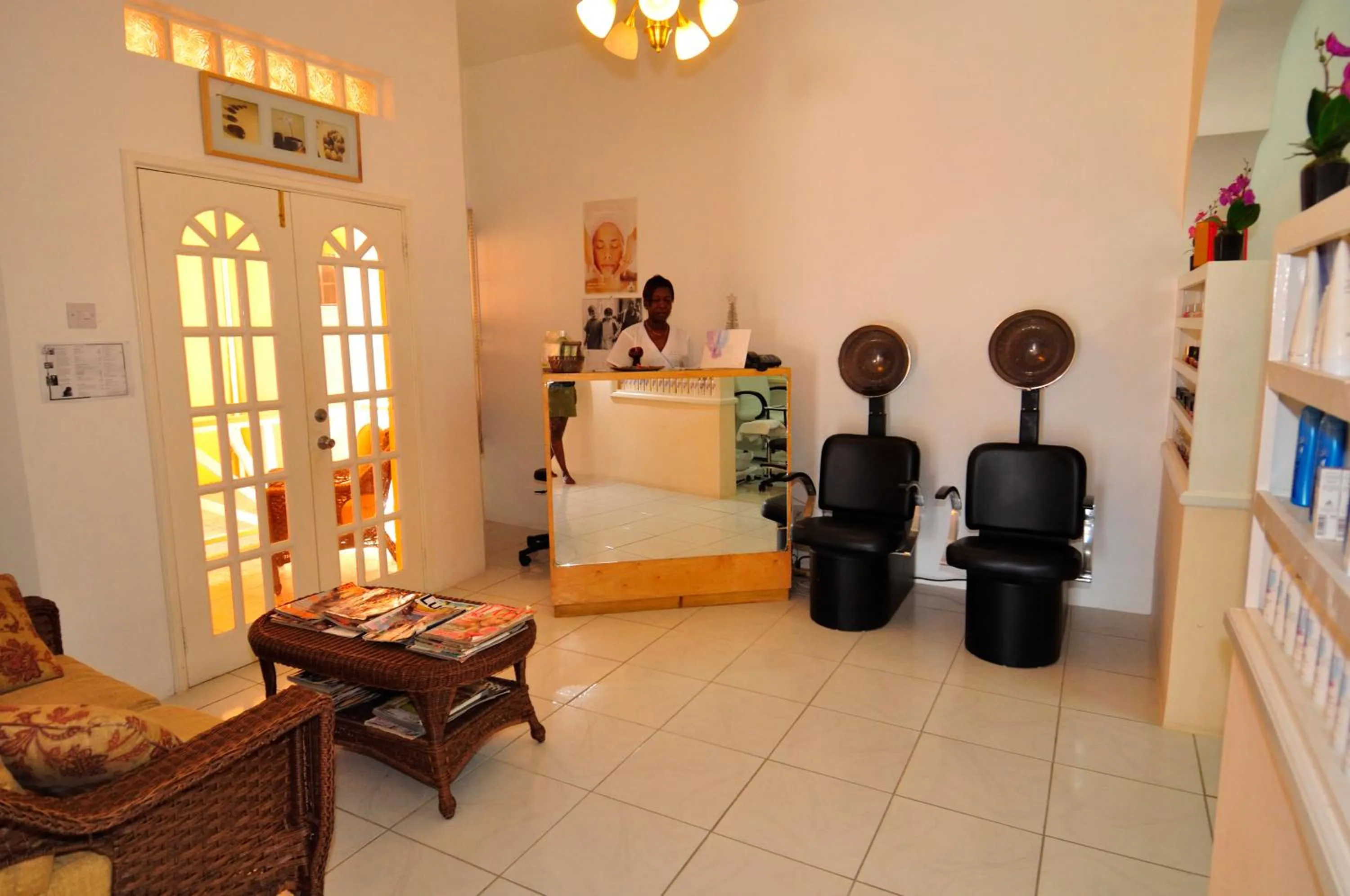 Spa and wellness centre/facilities in La Heliconia & Day Spa